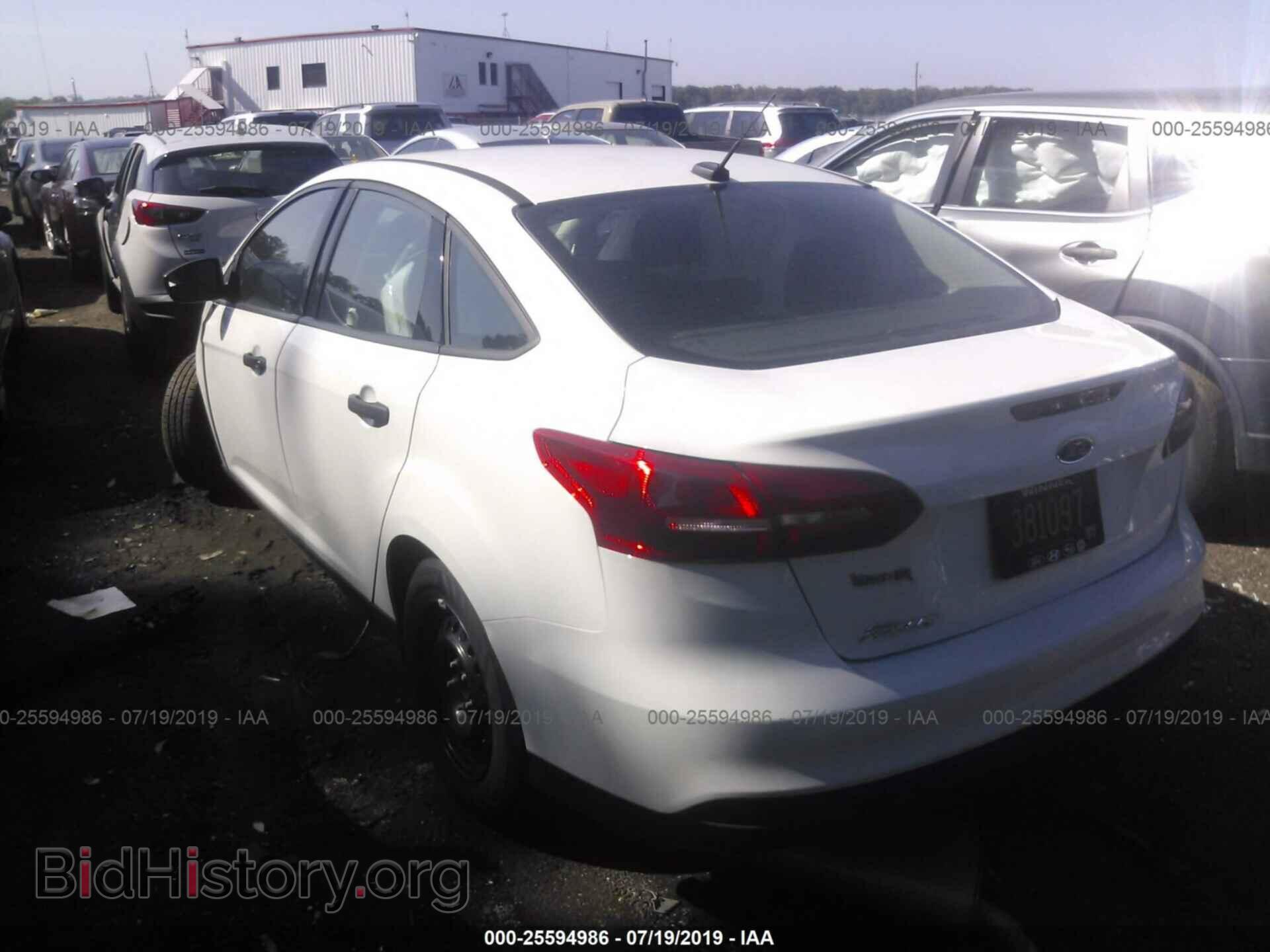 2018 FORD FOCUS - VIN: 1FADP3E2XJL237920 - Фото 3