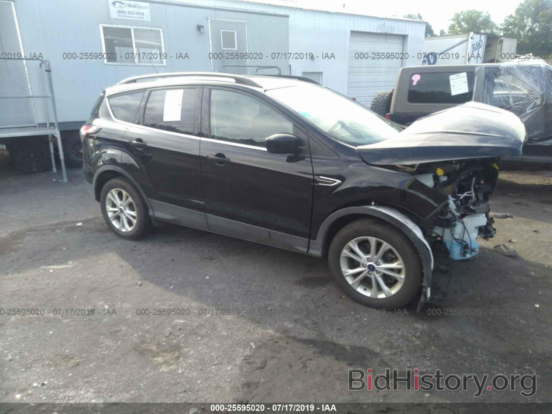 Photo 1FMCU9GD8JUD25600 - FORD ESCAPE 2018