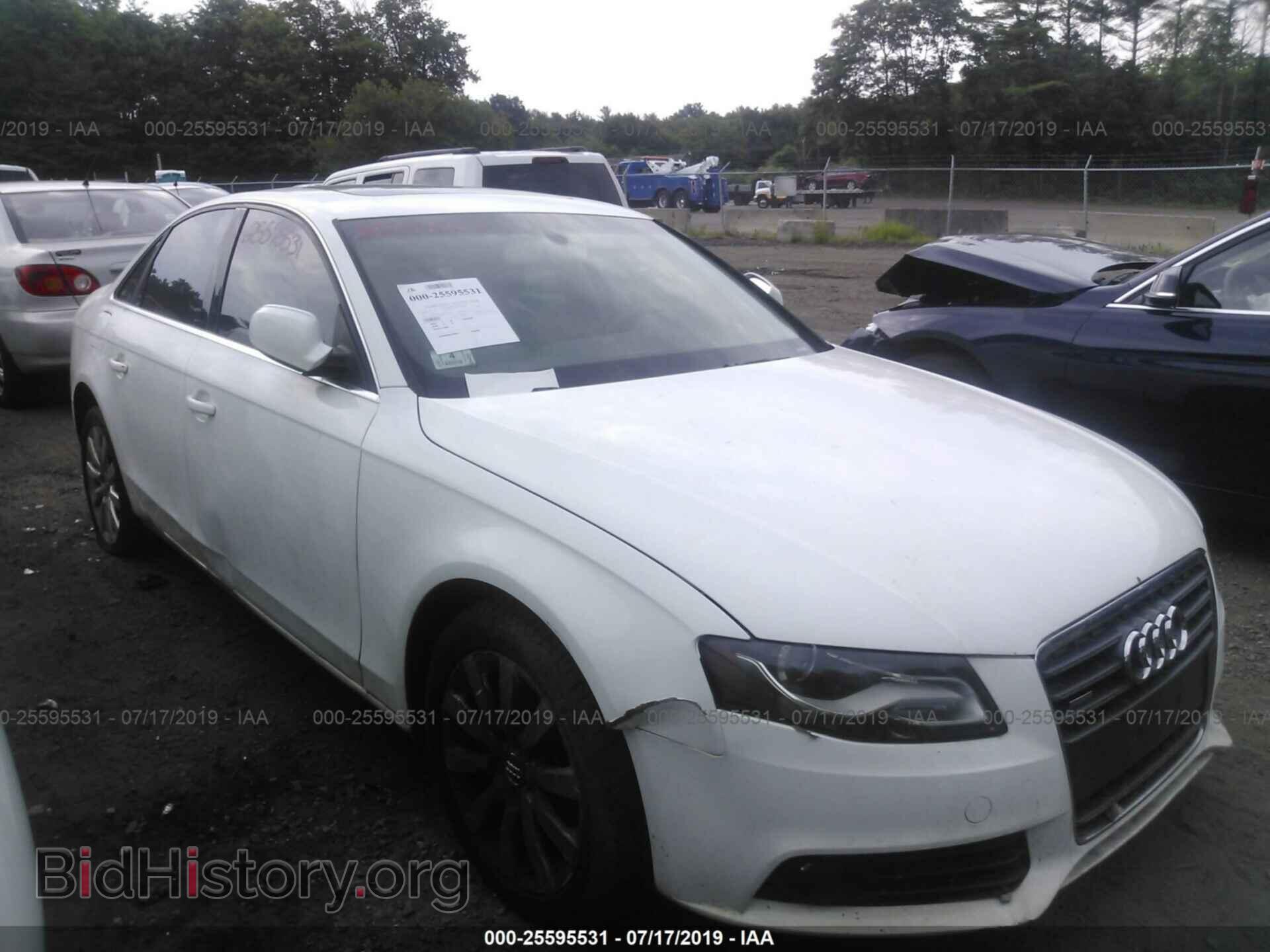 Фотография WAUFFAFL5BN025673 - AUDI A4 2011