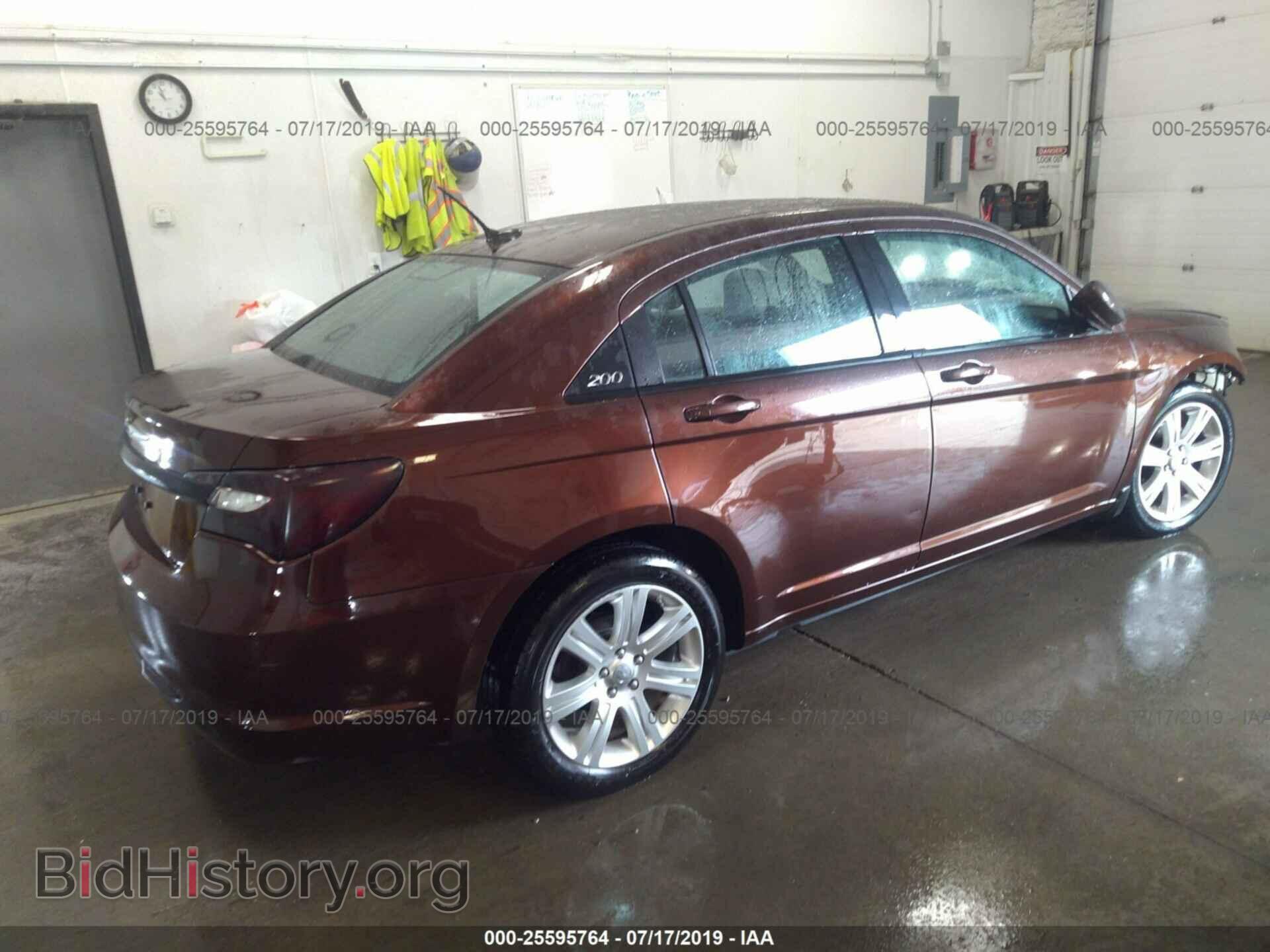 2013 CHRYSLER 200 - VIN: 1C3CCBAB2DN705377 - Photo 4