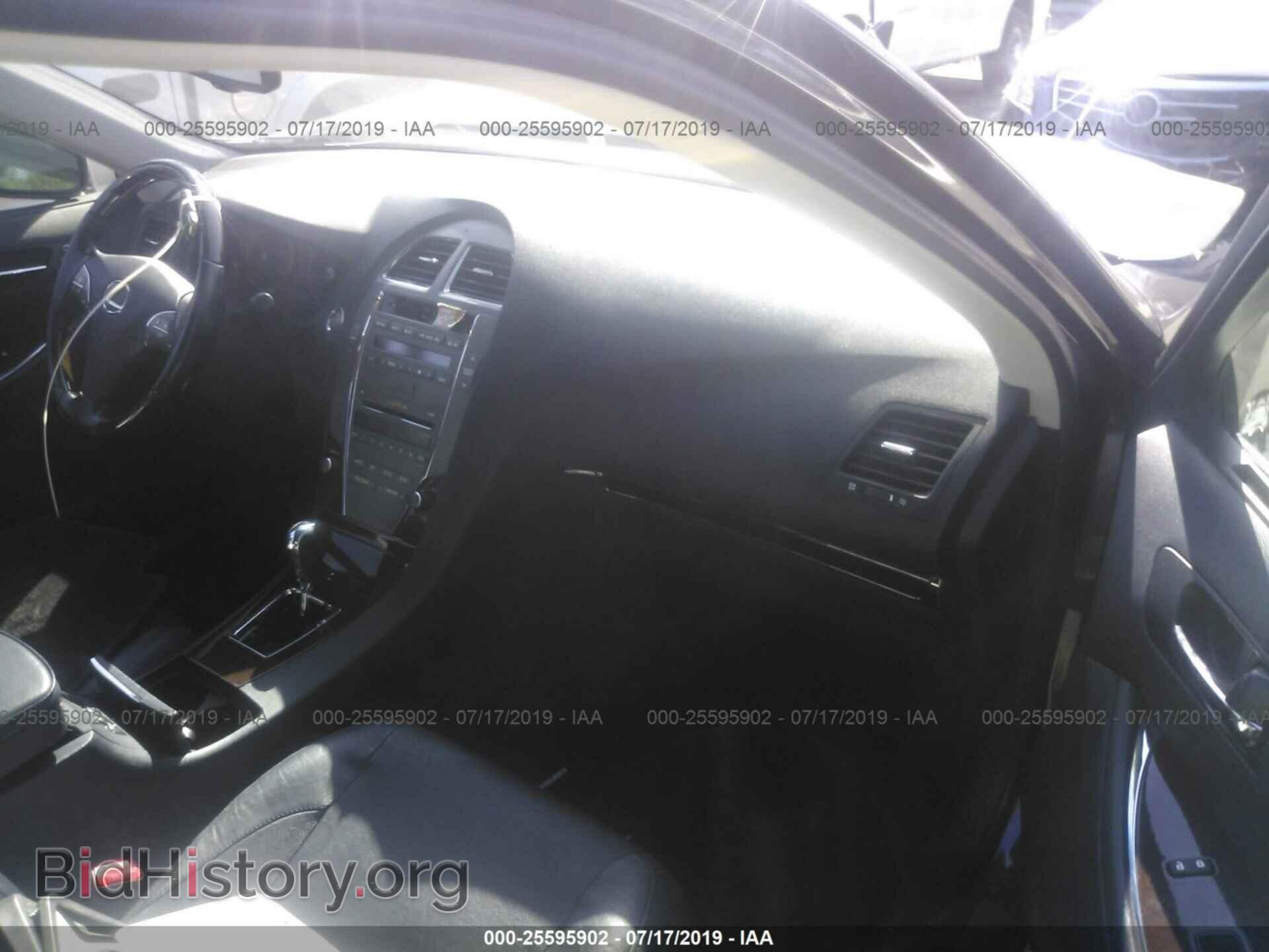 2011 Lexus ES - VIN: JTHBK1EG0B2422810 - Фото 5