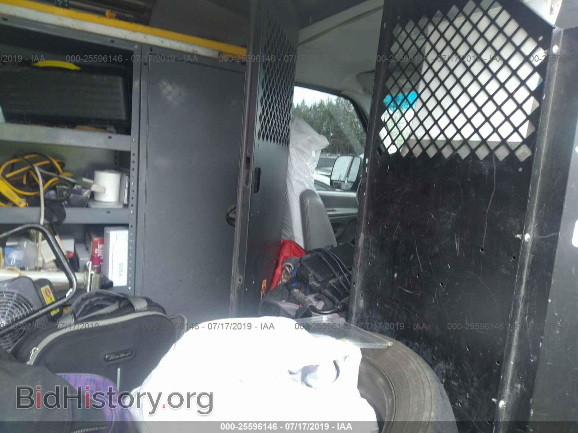 2004 FORD ECONOLINE - VIN: 1FTNE24L64HA33647 - Photo 8