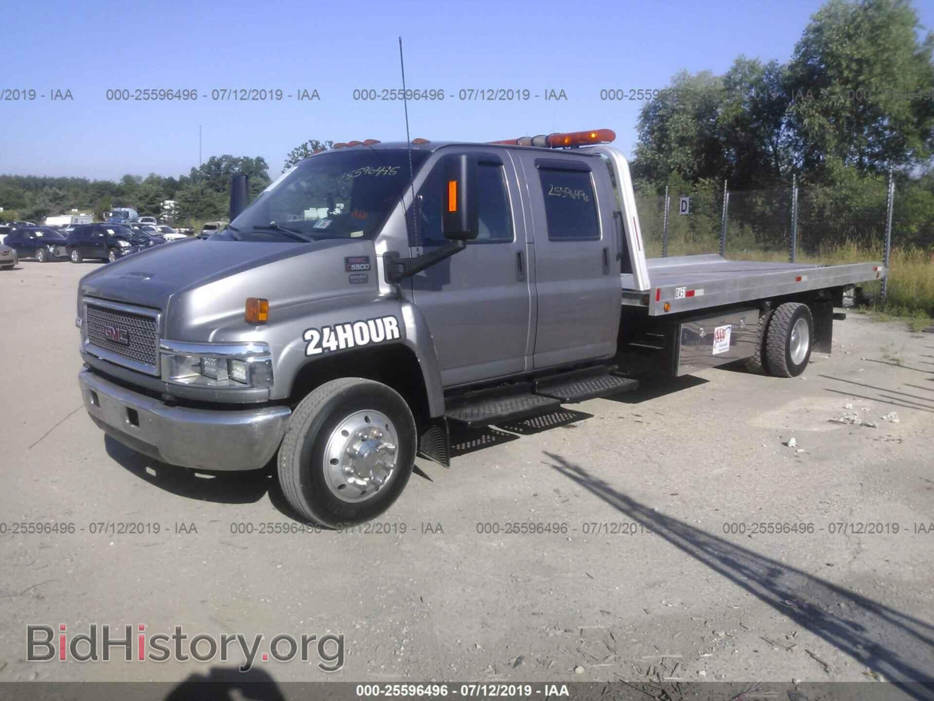 2006 GMC C5500 - VIN: 1GDE5E1226F427458 - Photo 2