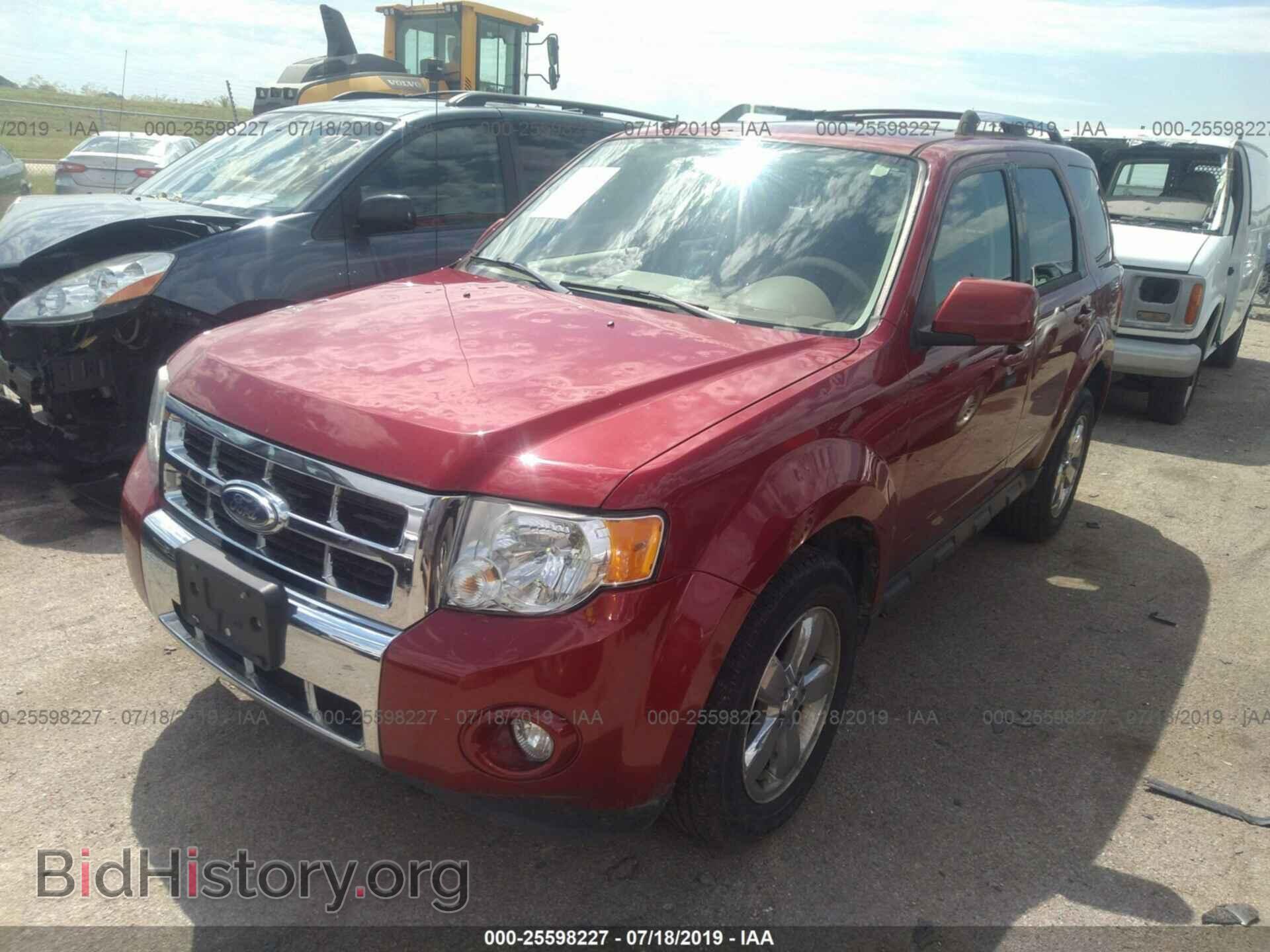 2011 FORD ESCAPE - VIN: 1FMCU0EG8BKB20574 - Photo 2