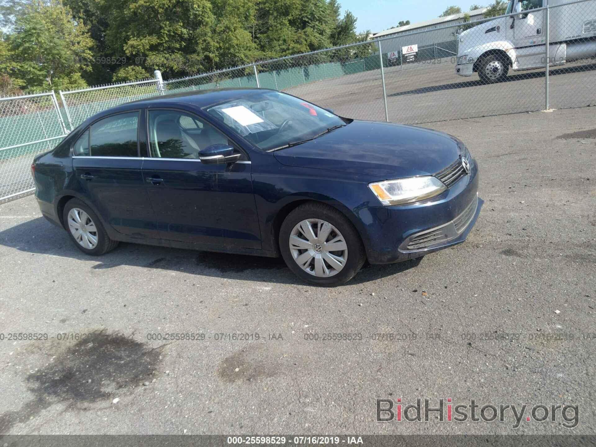 Photo 3VWDP7AJ2DM355331 - VOLKSWAGEN JETTA 2013