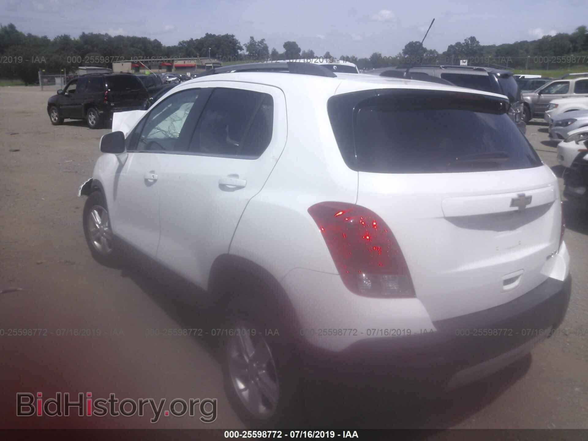 2015 CHEVROLET TRAX - VIN: 3GNCJLSB1FL218204 - Фото 3