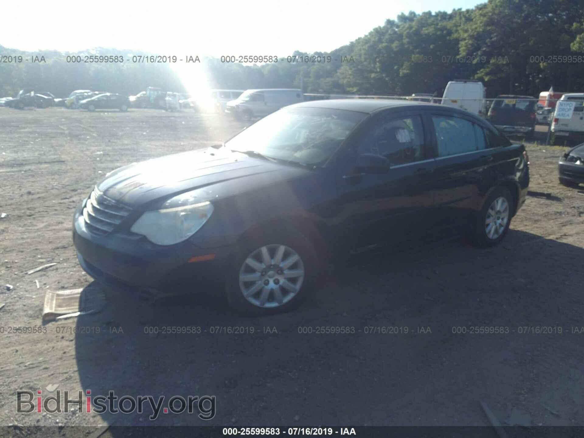 2009 CHRYSLER SEBRING - VIN: 1C3LC46B99N536616 - Фото 2