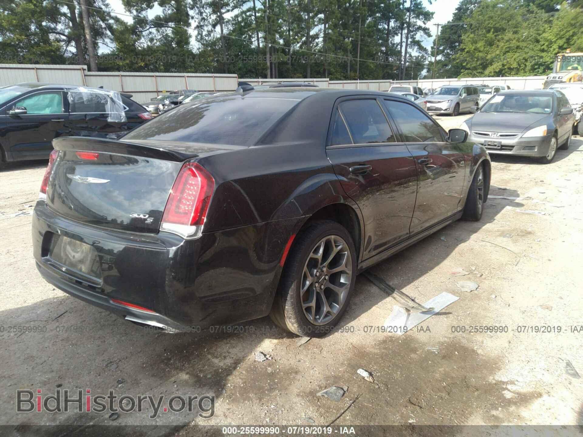 2017 CHRYSLER 300 - VIN: 2C3CCABG4HH508231 - Фото 4