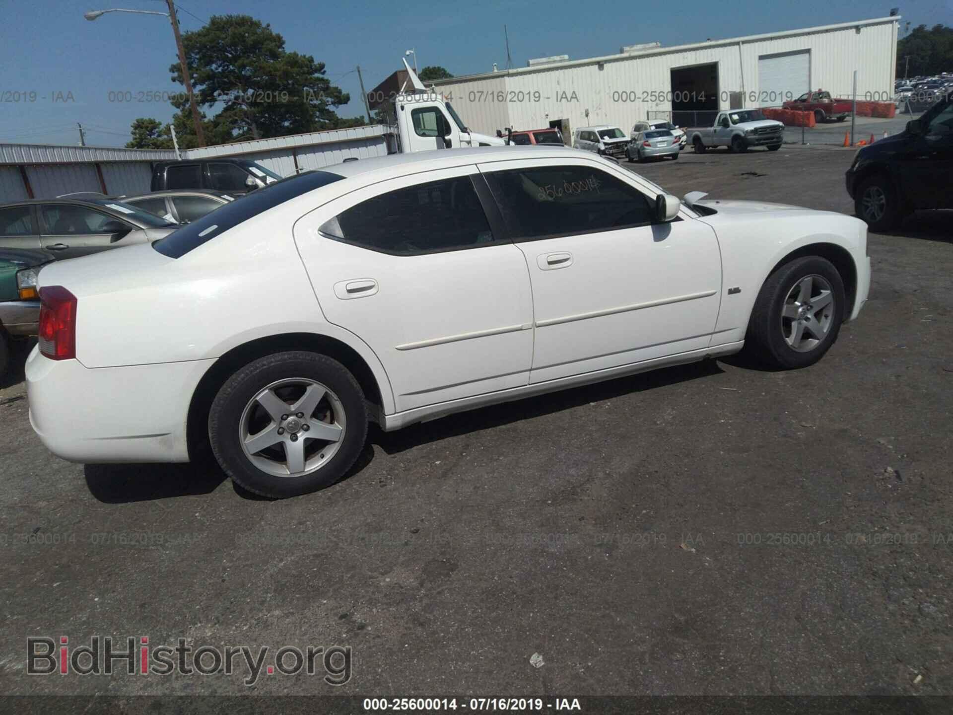 2010 DODGE CHARGER - VIN: 2B3CA3CV5AH244504 - Фото 4