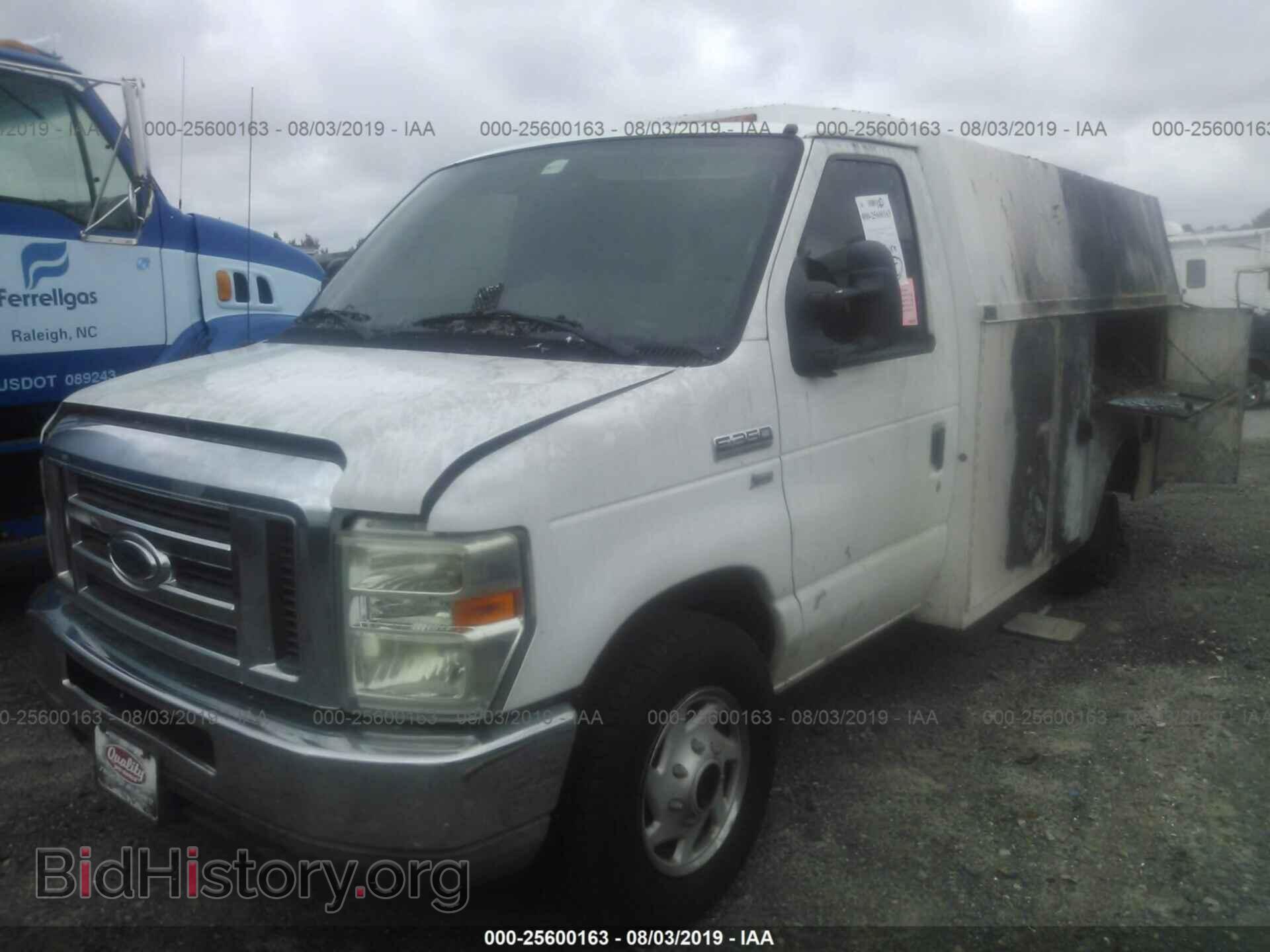 2010 FORD ECONOLINE - VIN: 1FDSE3FL4ADA89624 - Фото 2