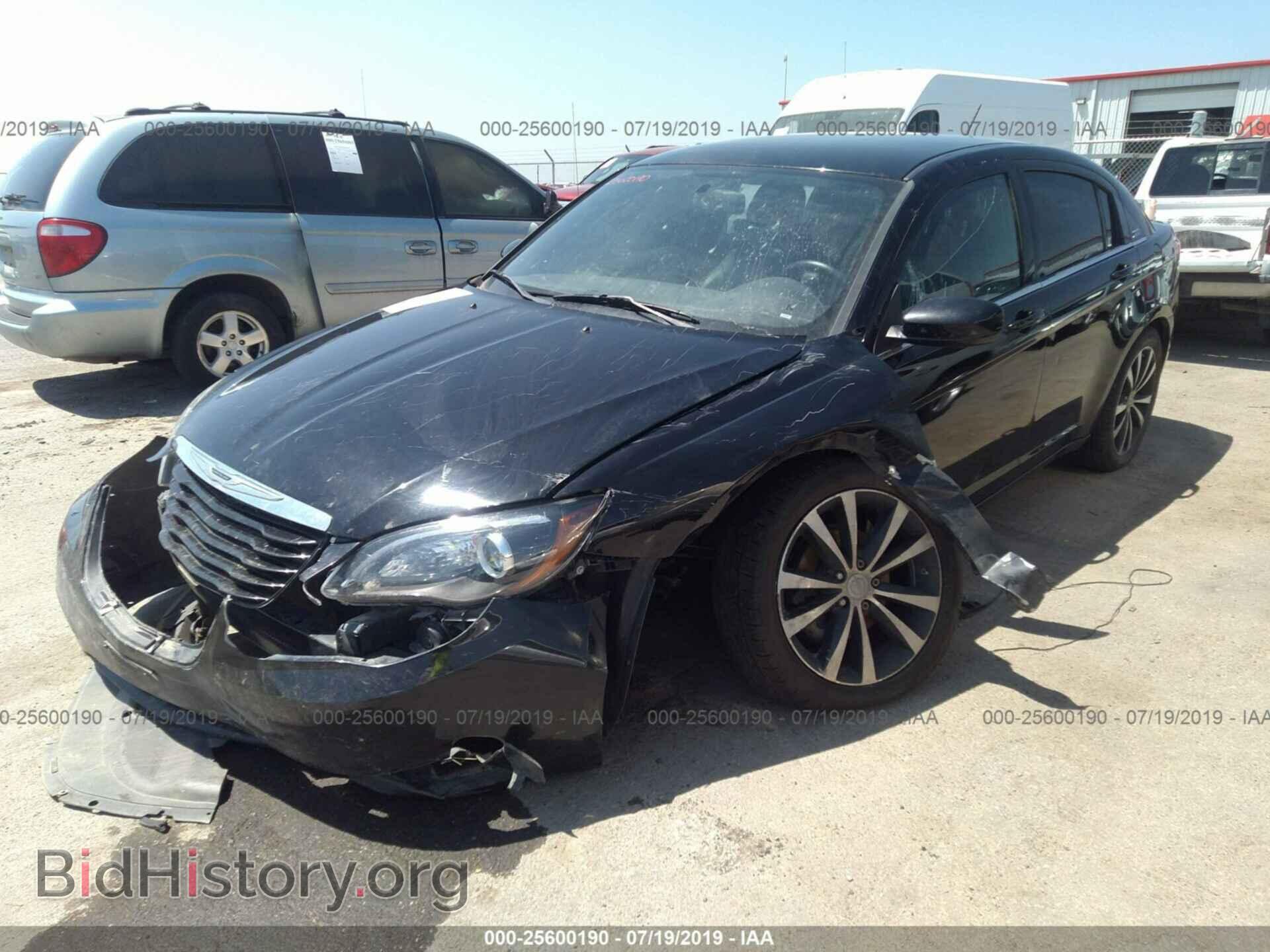 2013 CHRYSLER 200 - VIN: 1C3CCBCG3DN505763 - Photo 2