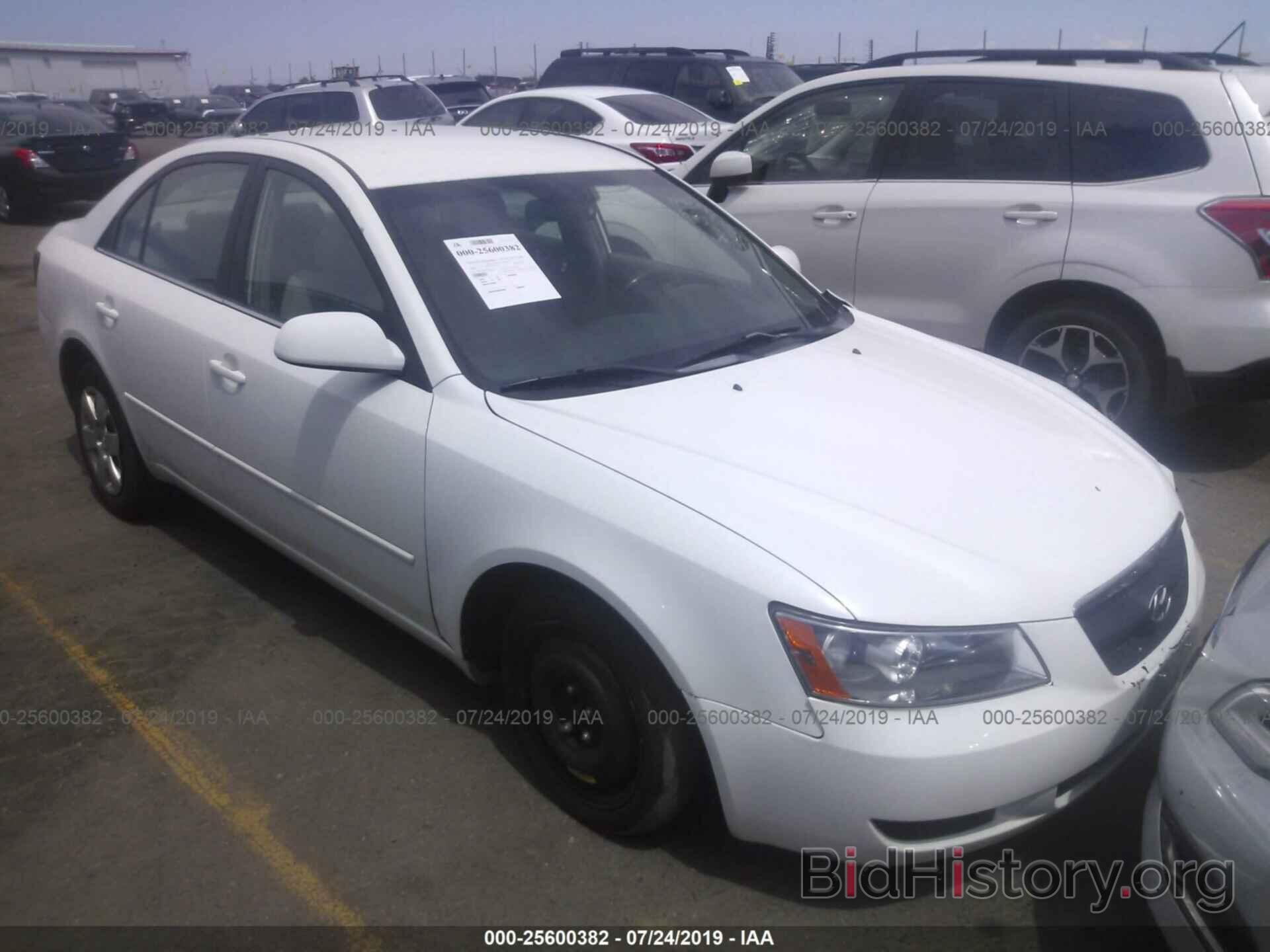 Photo 5NPET46FX8H345972 - HYUNDAI SONATA 2008