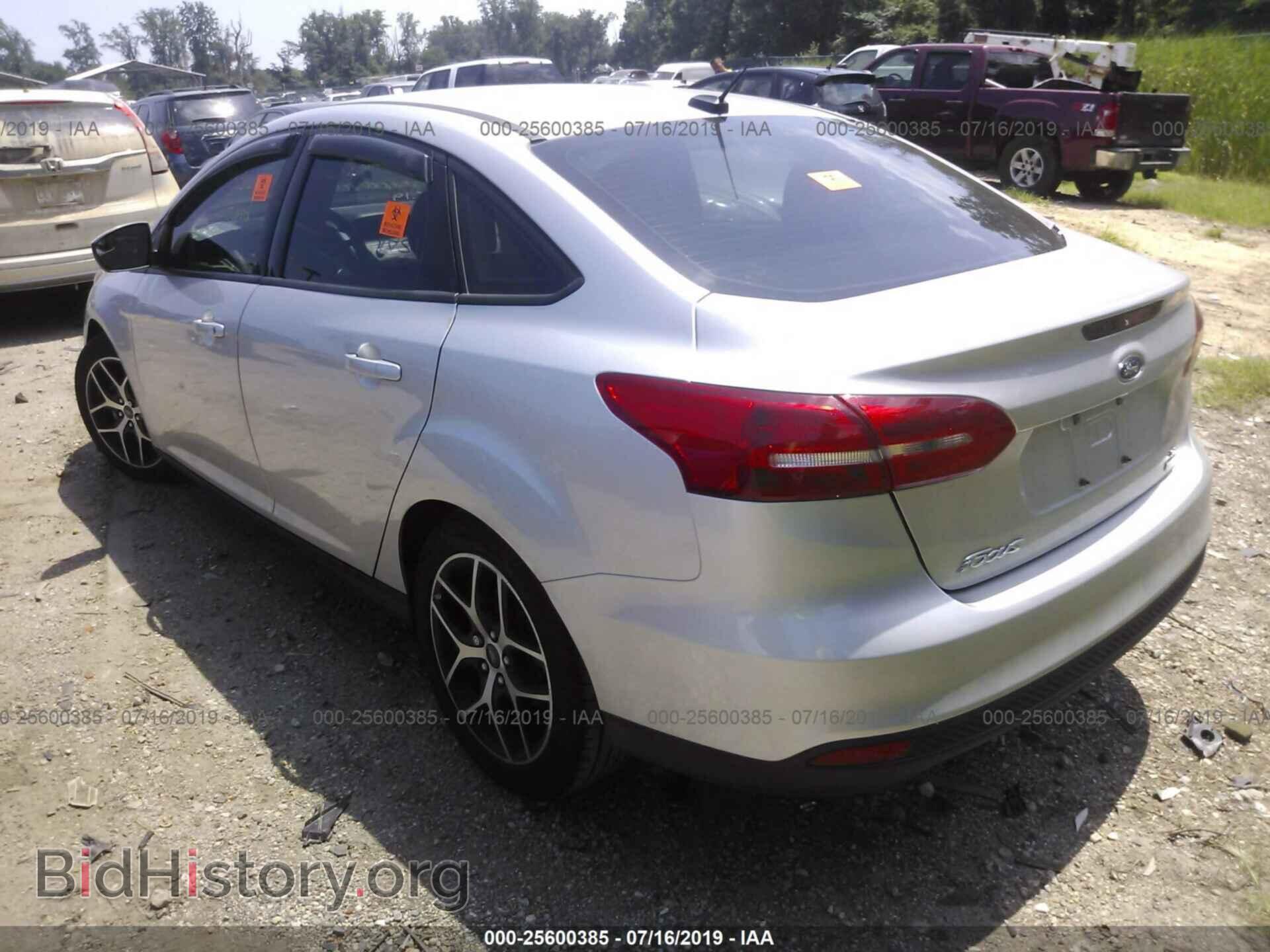 2018 FORD FOCUS - VIN: 1FADP3FE9JL286373 - Фото 3