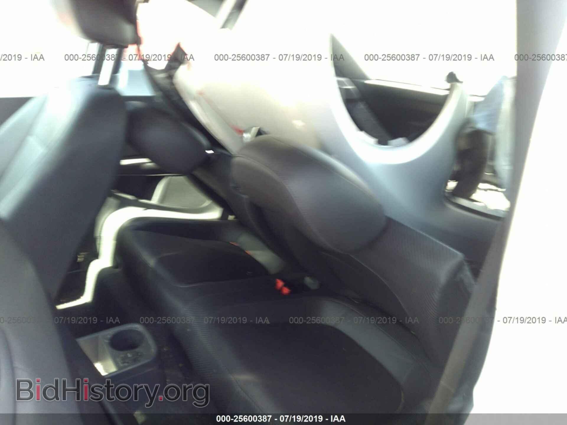 2012 VOLKSWAGEN BEETLE - VIN: 3VWJP7AT5CM601937 - Фото 8