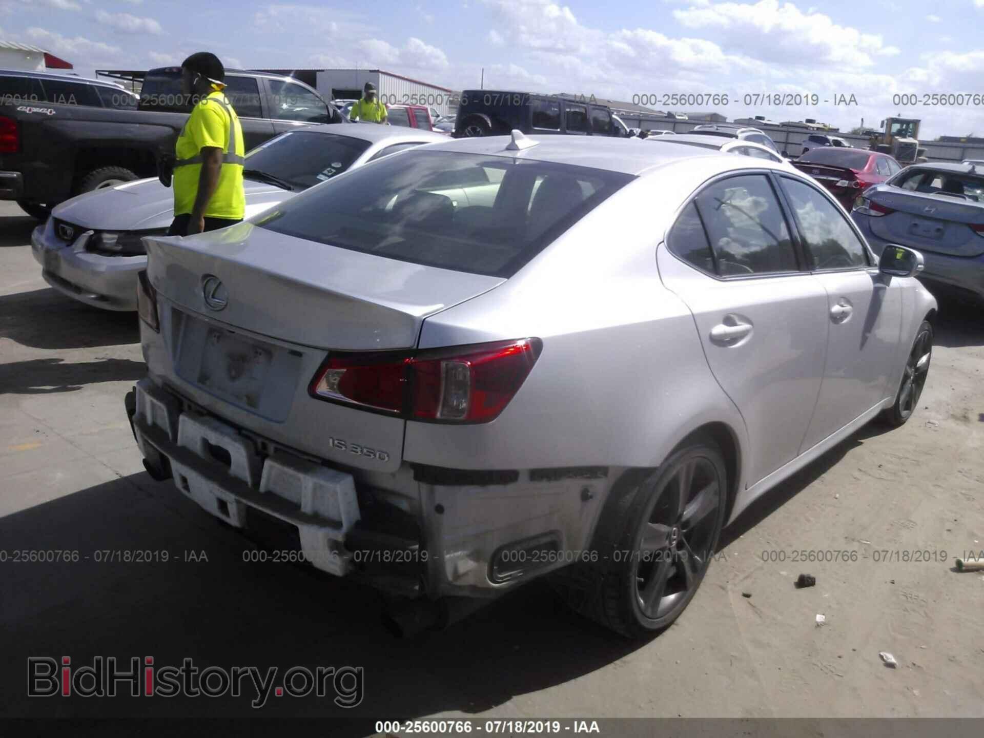 2012 LEXUS IS - VIN: JTHBE5C20C5030707 - Photo 4