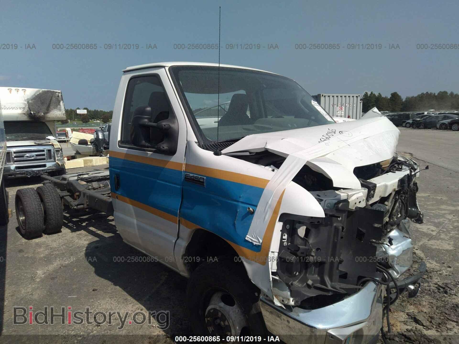 Photo 1FDXE4FS9GDC24429 - FORD ECONOLINE 2016