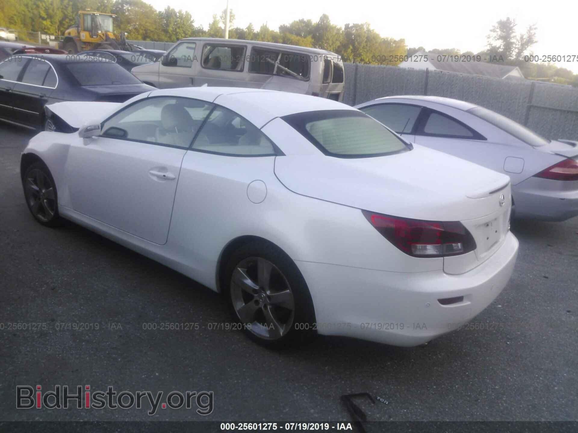 2010 LEXUS IS - VIN: JTHFF2C21A2512811 - Photo 3