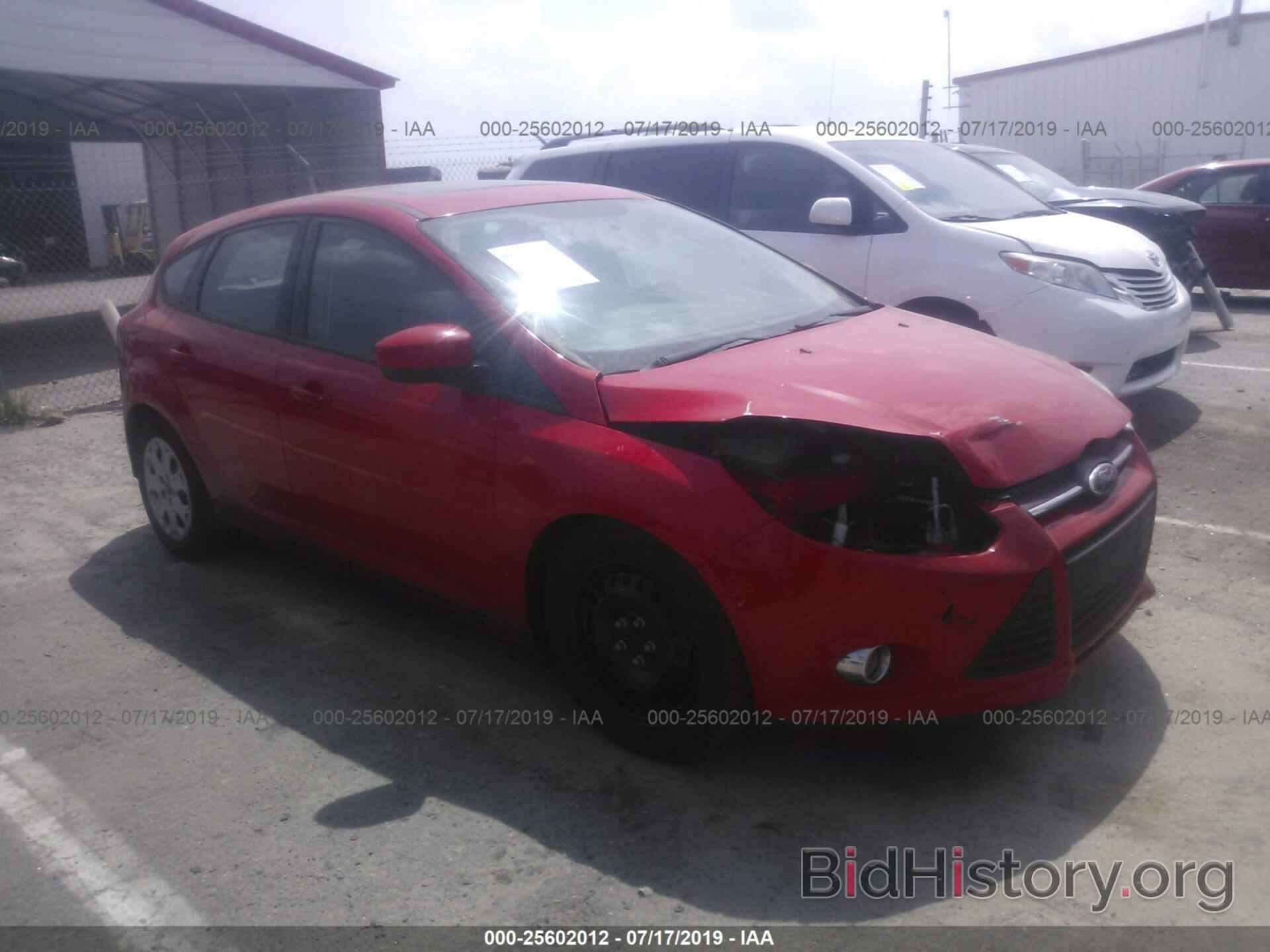 Photo 1FAHP3K22CL419720 - FORD FOCUS 2012