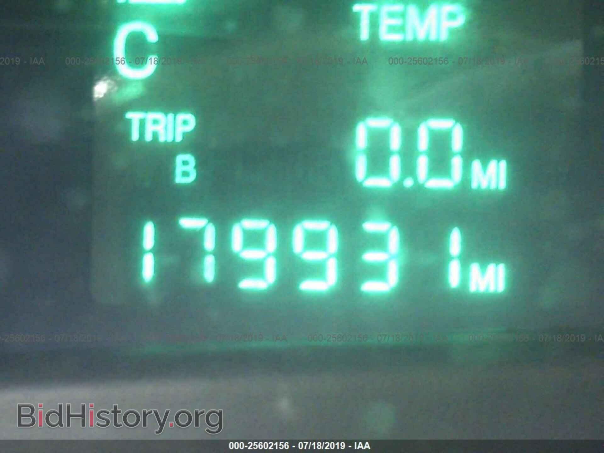 2000 CADILLAC DEVILLE - VIN: 1G6KD54Y9YU210324 - Photo 7