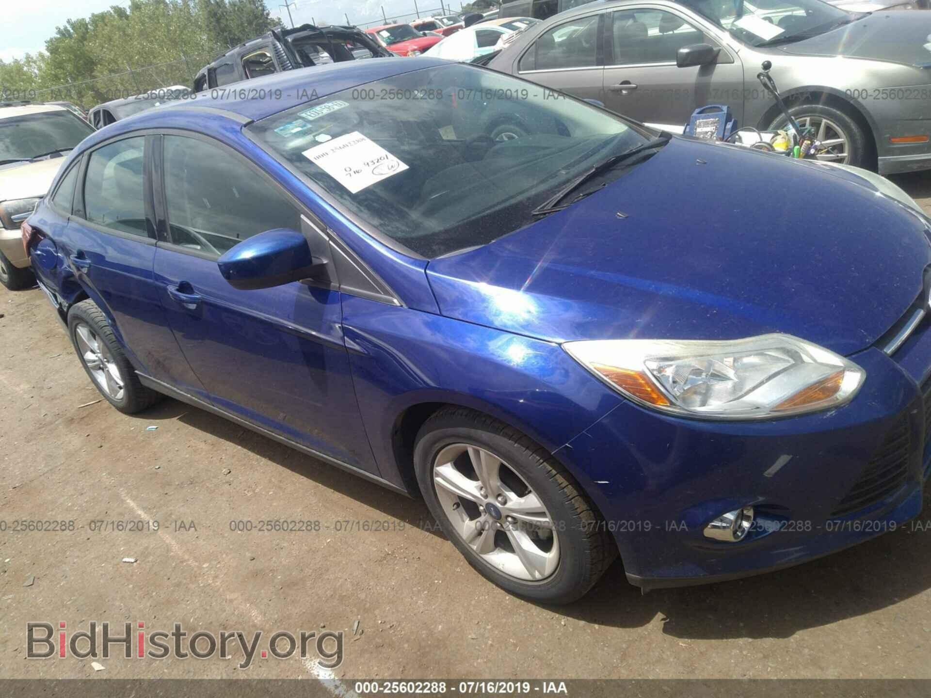 Photo 1FAHP3F27CL441139 - FORD FOCUS 2012