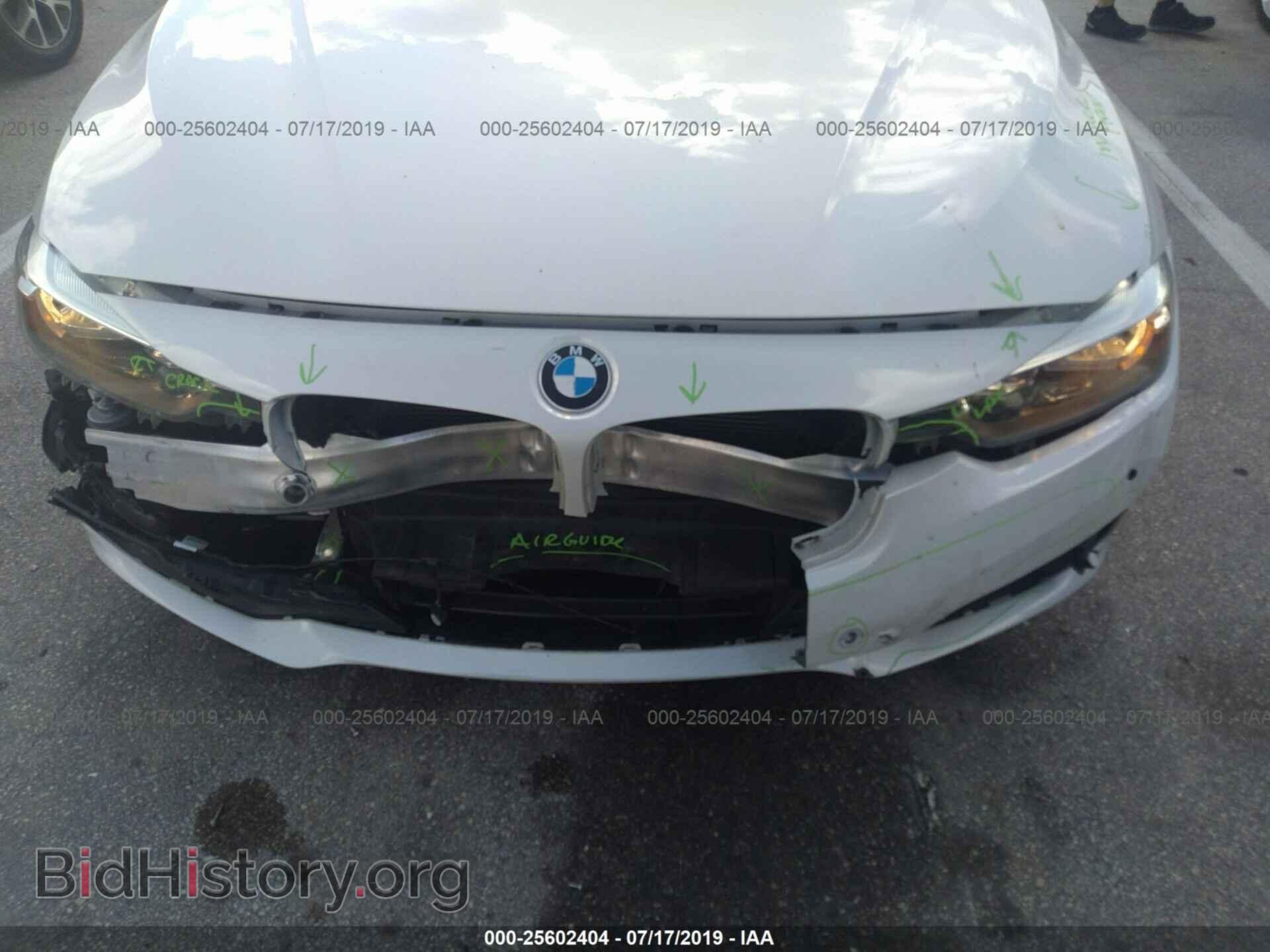 2016 BMW 320 - VIN: WBA8A9C59GK616044 - Фото 6