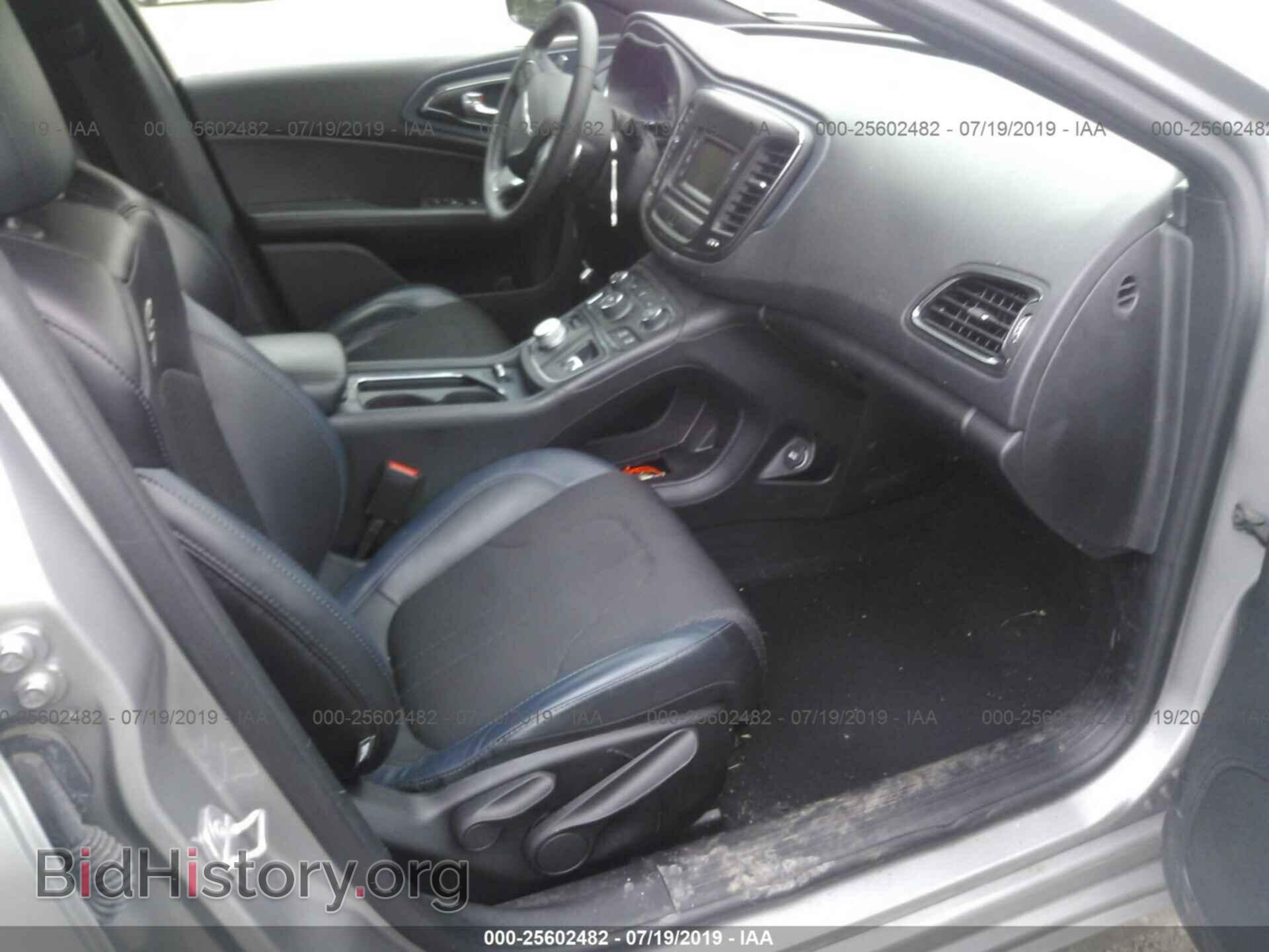 2016 CHRYSLER 200 - VIN: 1C3CCCBB3GN125810 - Фото 5