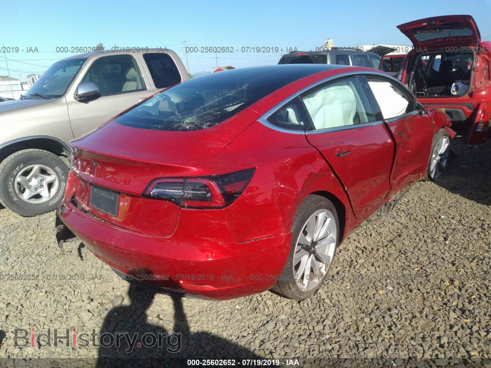 2019 TESLA MODEL 3 - VIN: 5YJ3E1EA9KF301117 - Фото 4