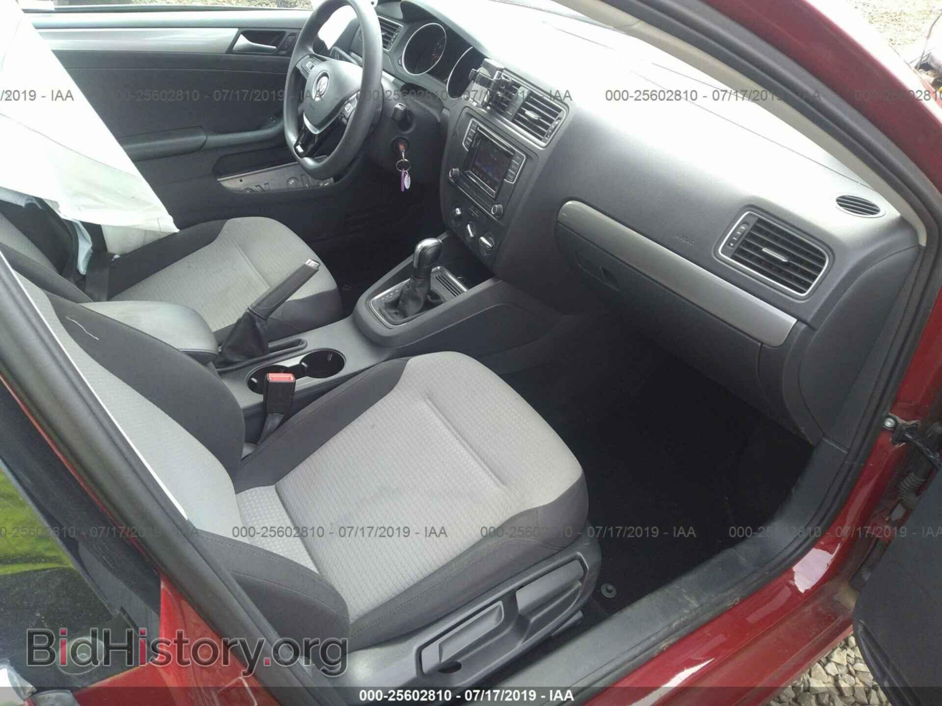2017 VOLKSWAGEN JETTA - VIN: 3VW2B7AJ2HM256505 - Фото 5