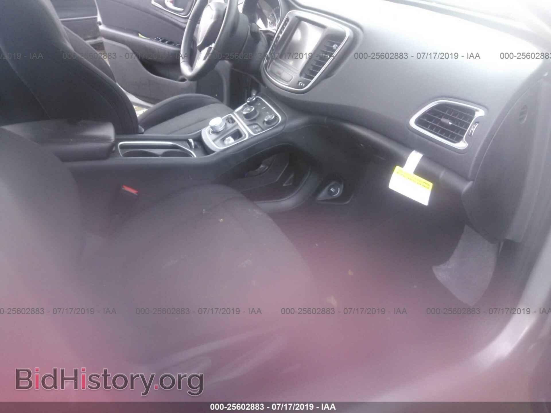 2016 CHRYSLER 200 - VIN: 1C3CCCAB6GN129870 - Photo 5
