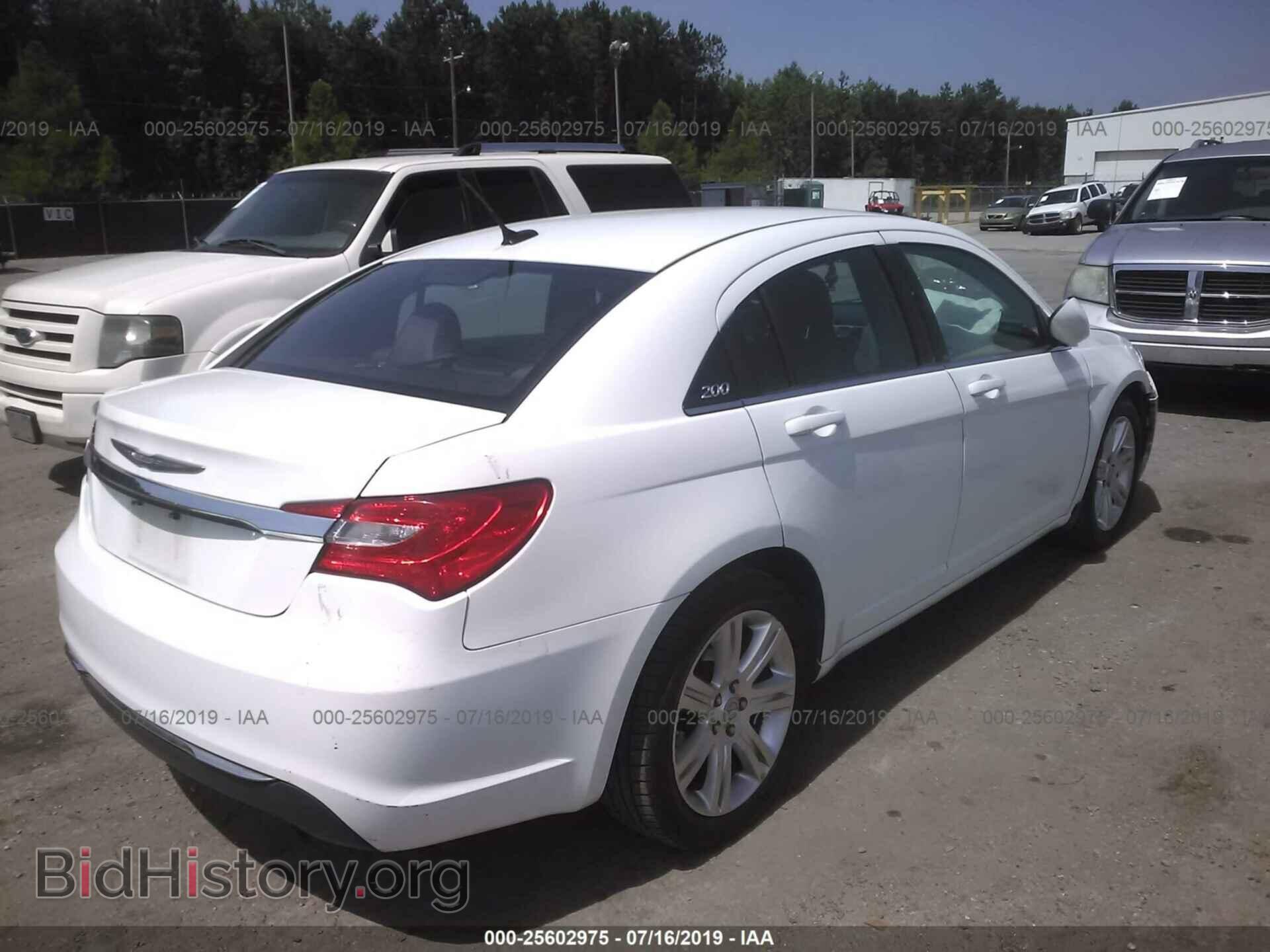 2012 CHRYSLER 200 - VIN: 1C3CCBAB7CN318340 - Фото 4
