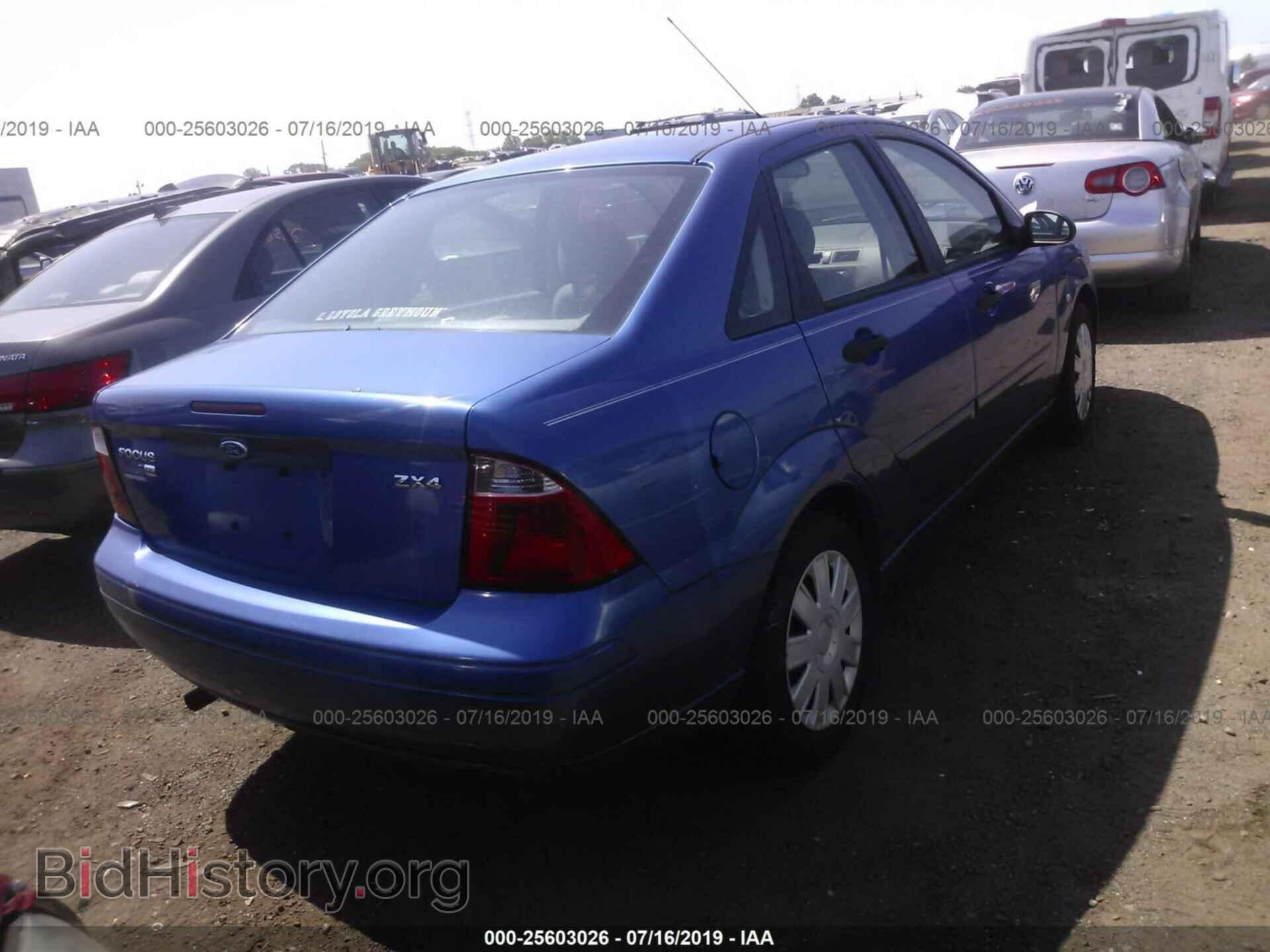 2005 FORD FOCUS - VIN: 1FAFP34N45W243415 - Фото 4