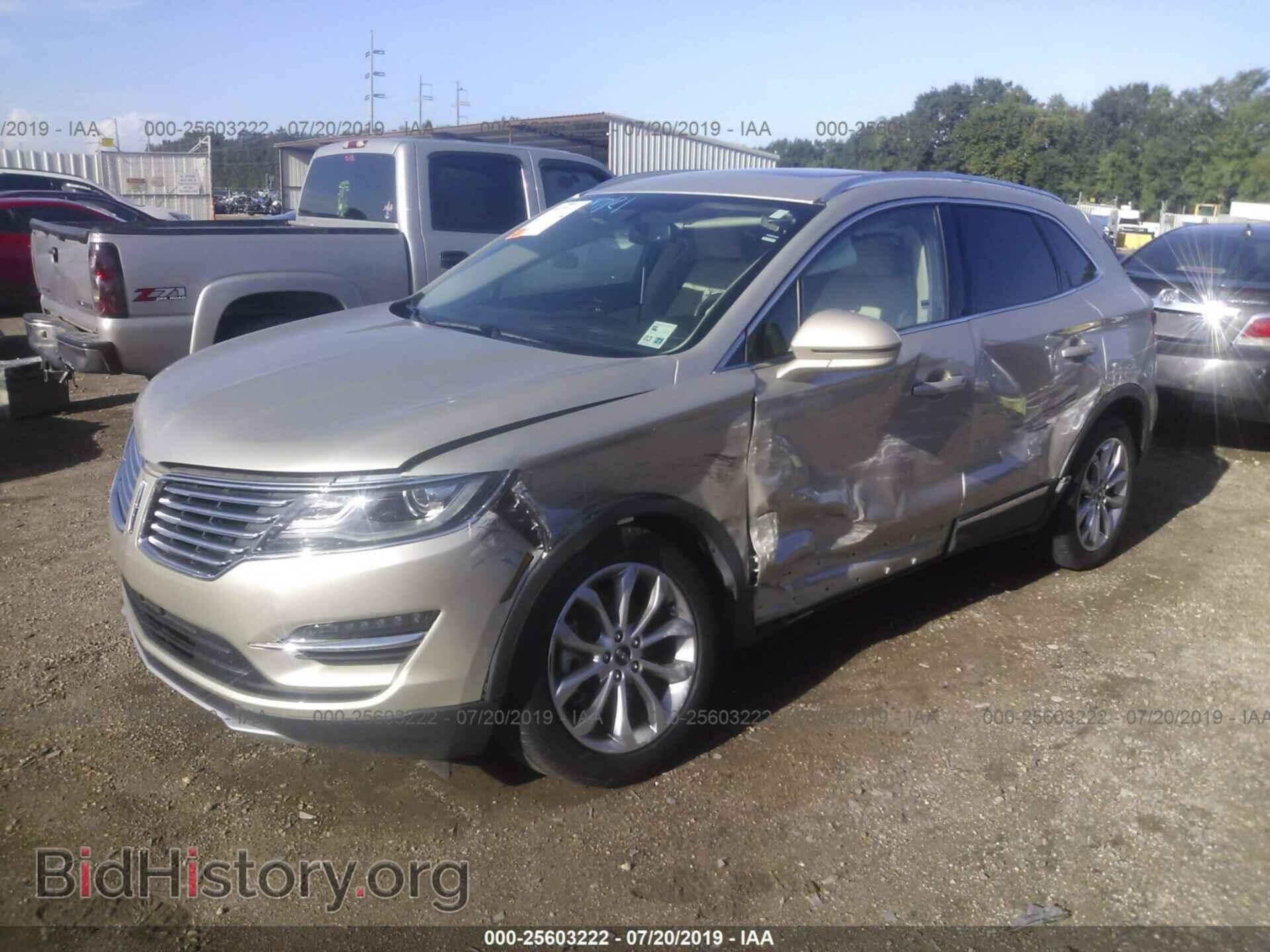 2017 LINCOLN MKC - VIN: 5LMCJ2C99HUL40406 - Photo 2