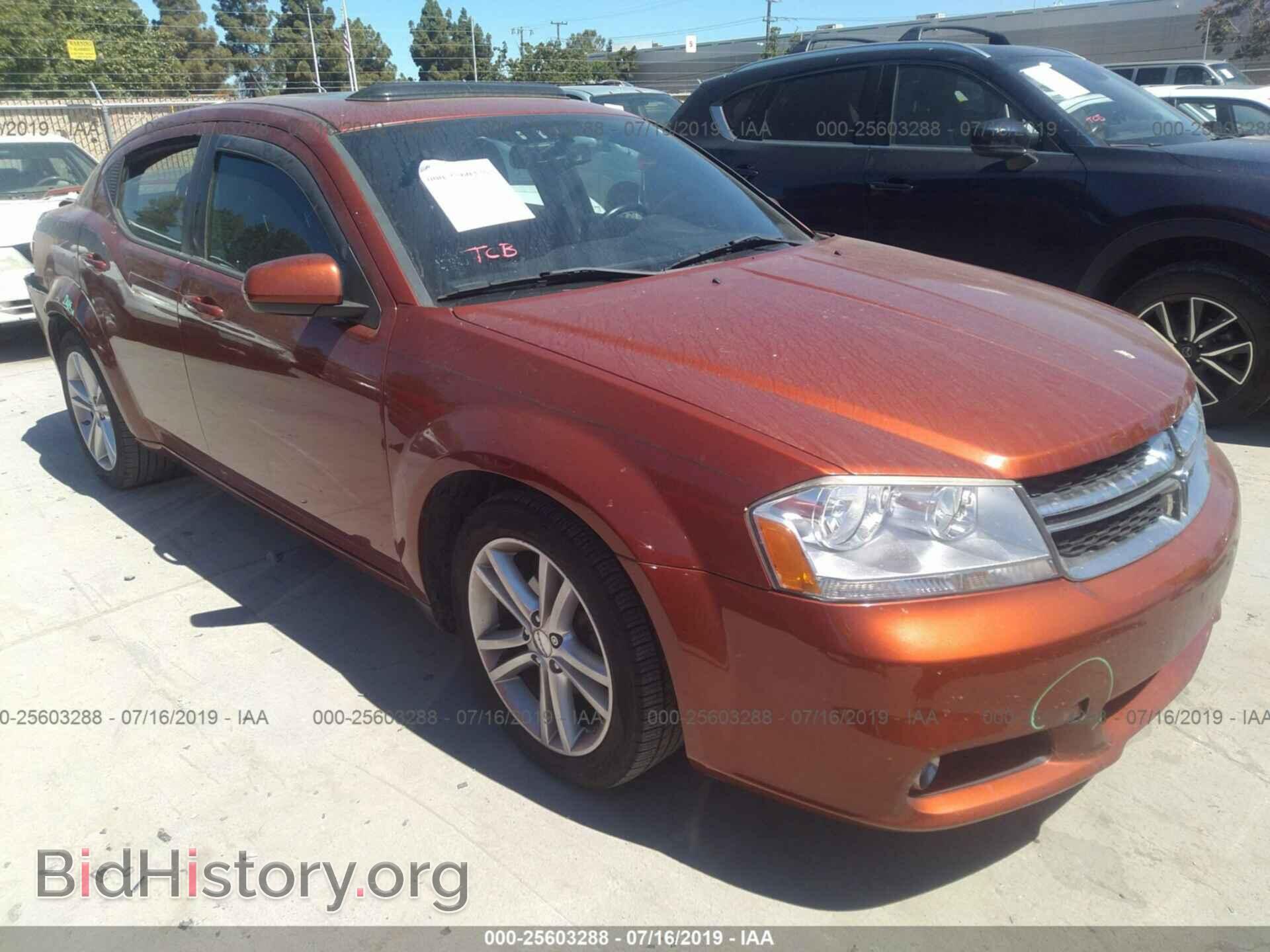 Photo 1C3CDZEG8CN154575 - DODGE AVENGER 2012