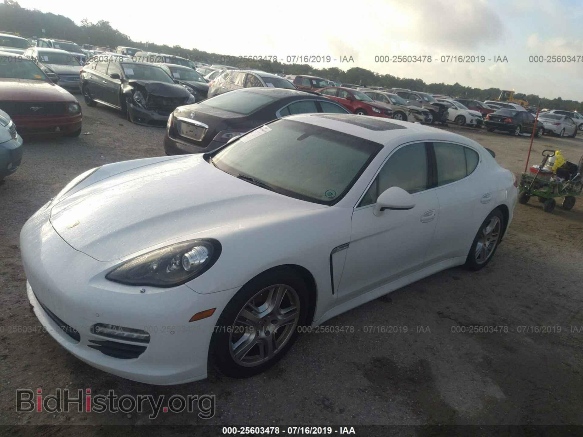 2013 PORSCHE PANAMERA - VIN: WP0AB2A71DL060931 - Фото 2
