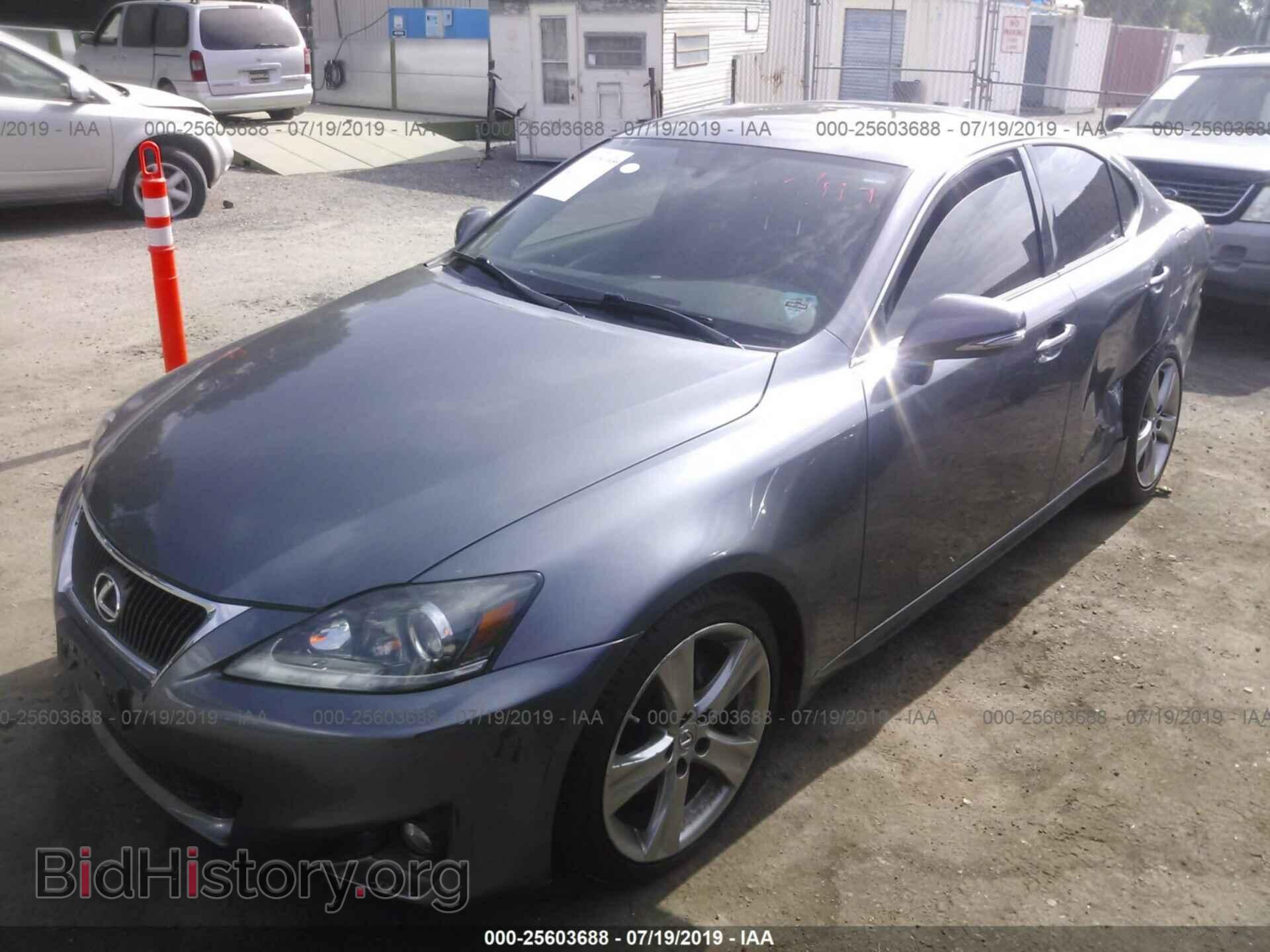 2012 LEXUS IS - VIN: JTHBF5C20C5178210 - Photo 2