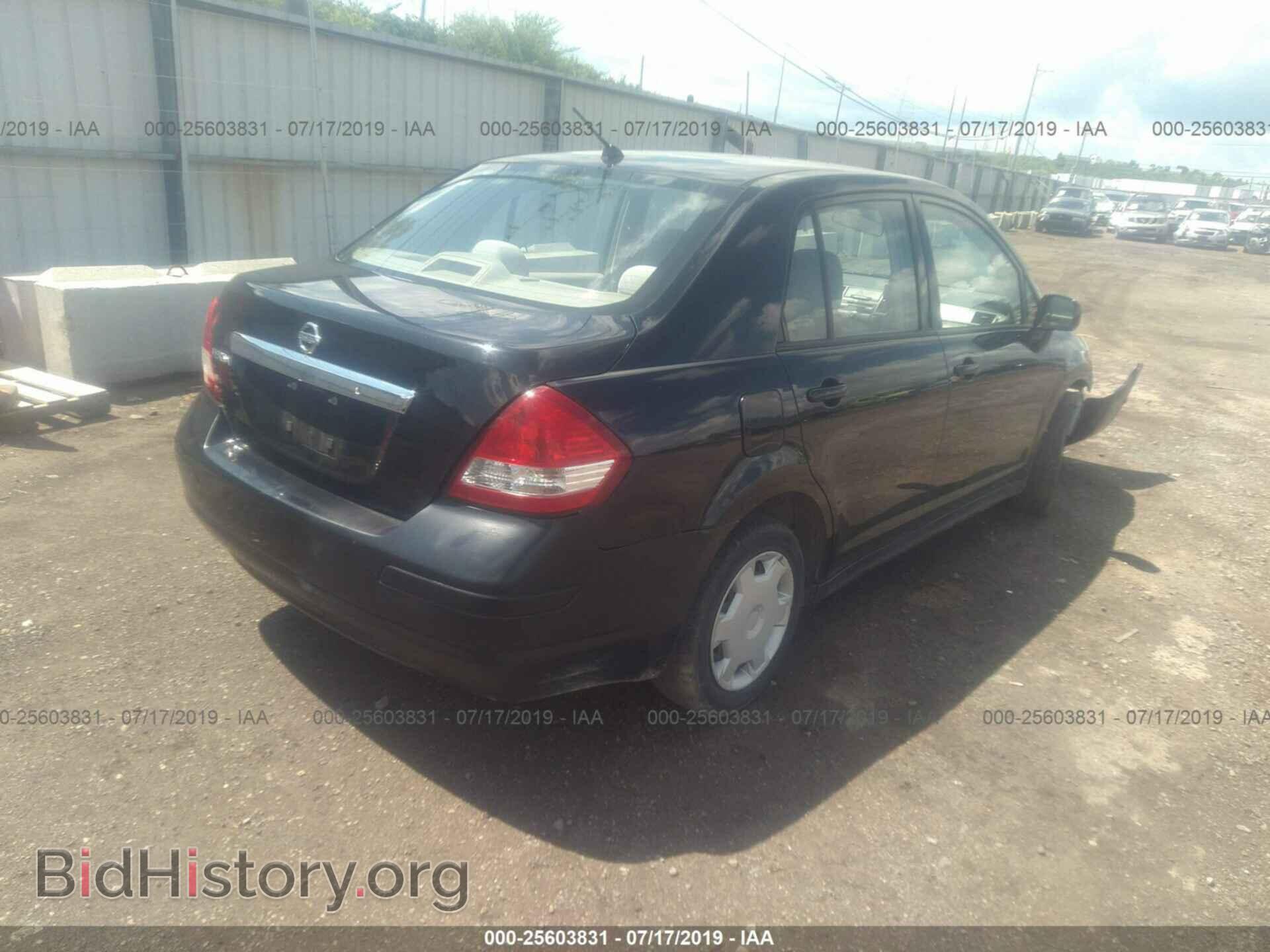 2009 NISSAN VERSA - VIN: 3N1BC11E49L446834 - Фото 4