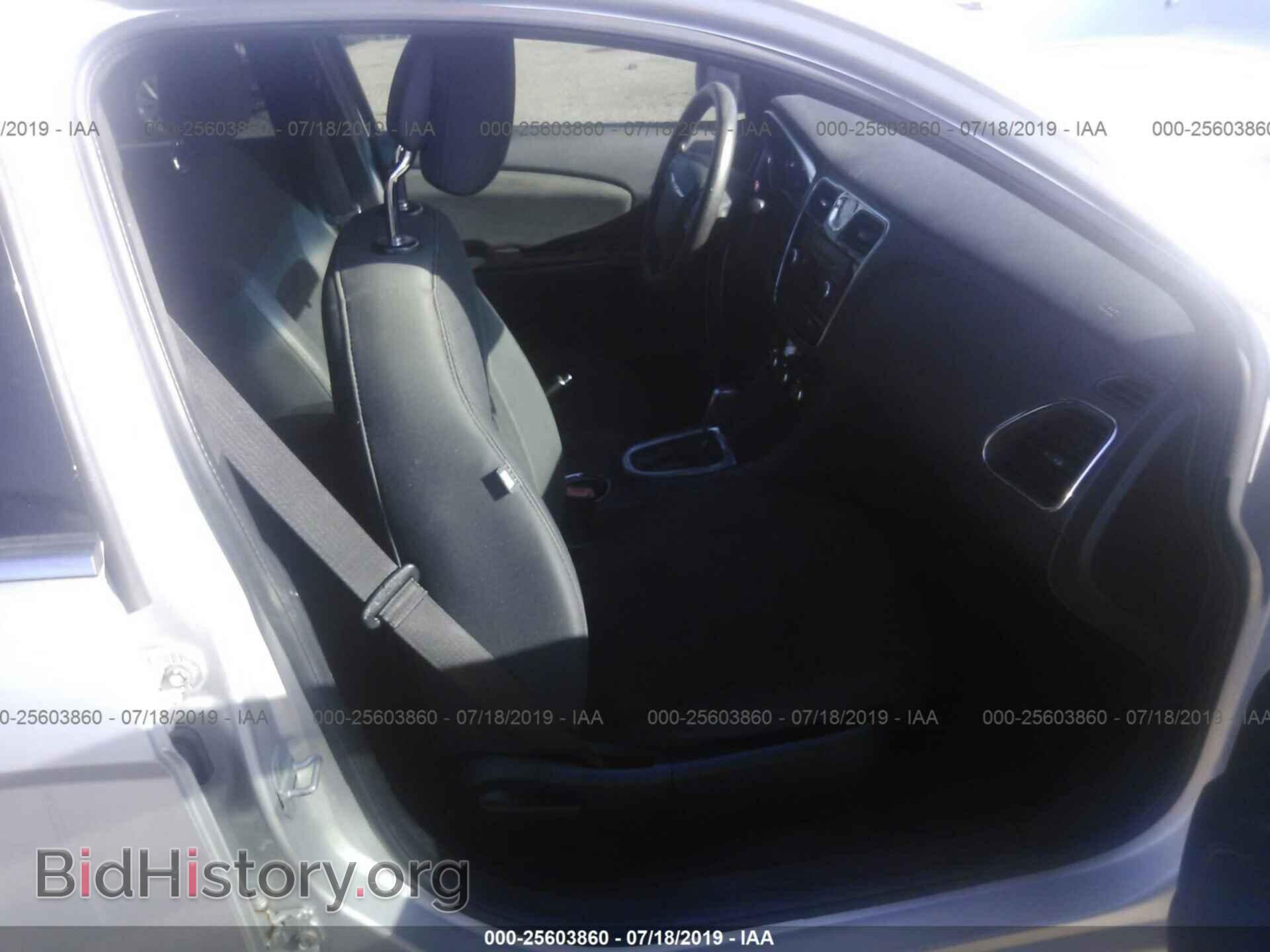 2012 CHRYSLER 200 - VIN: 1C3CCBAB6CN135480 - Фото 5