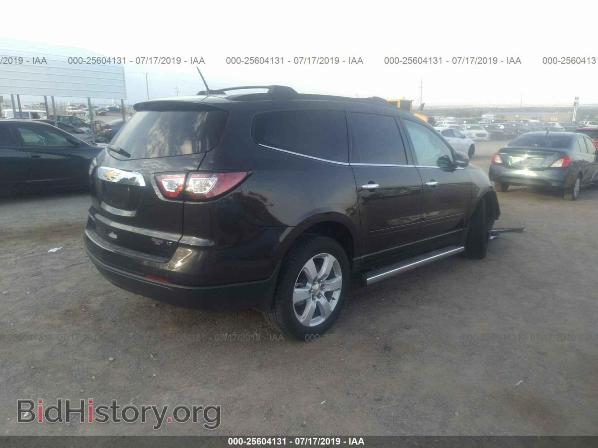 2017 CHEVROLET TRAVERSE - VIN: 1GNKRGKD3HJ204134 - Фото 4