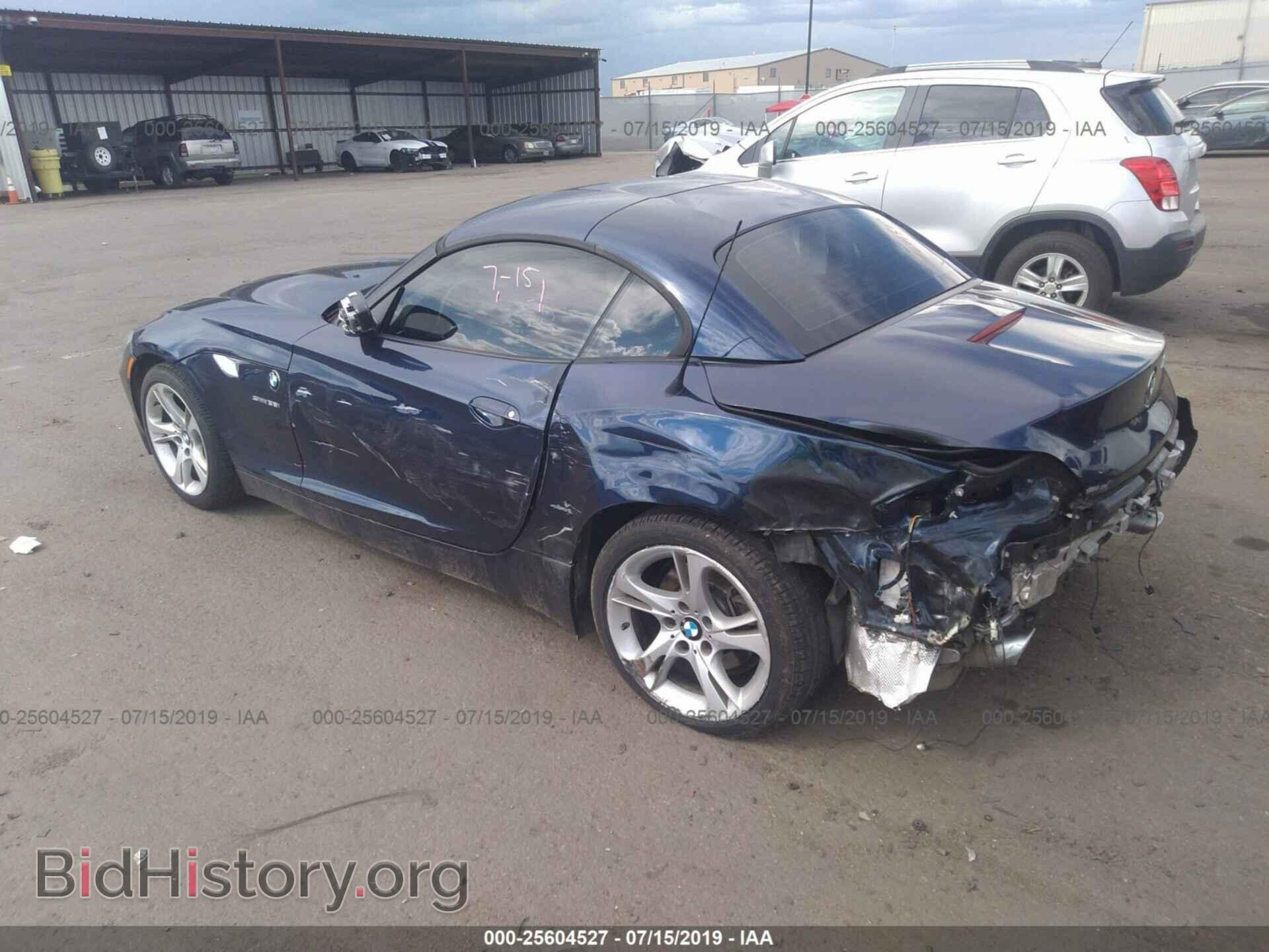 2011 BMW Z4 - VIN: WBALM7C5XBE382512 - Фото 3