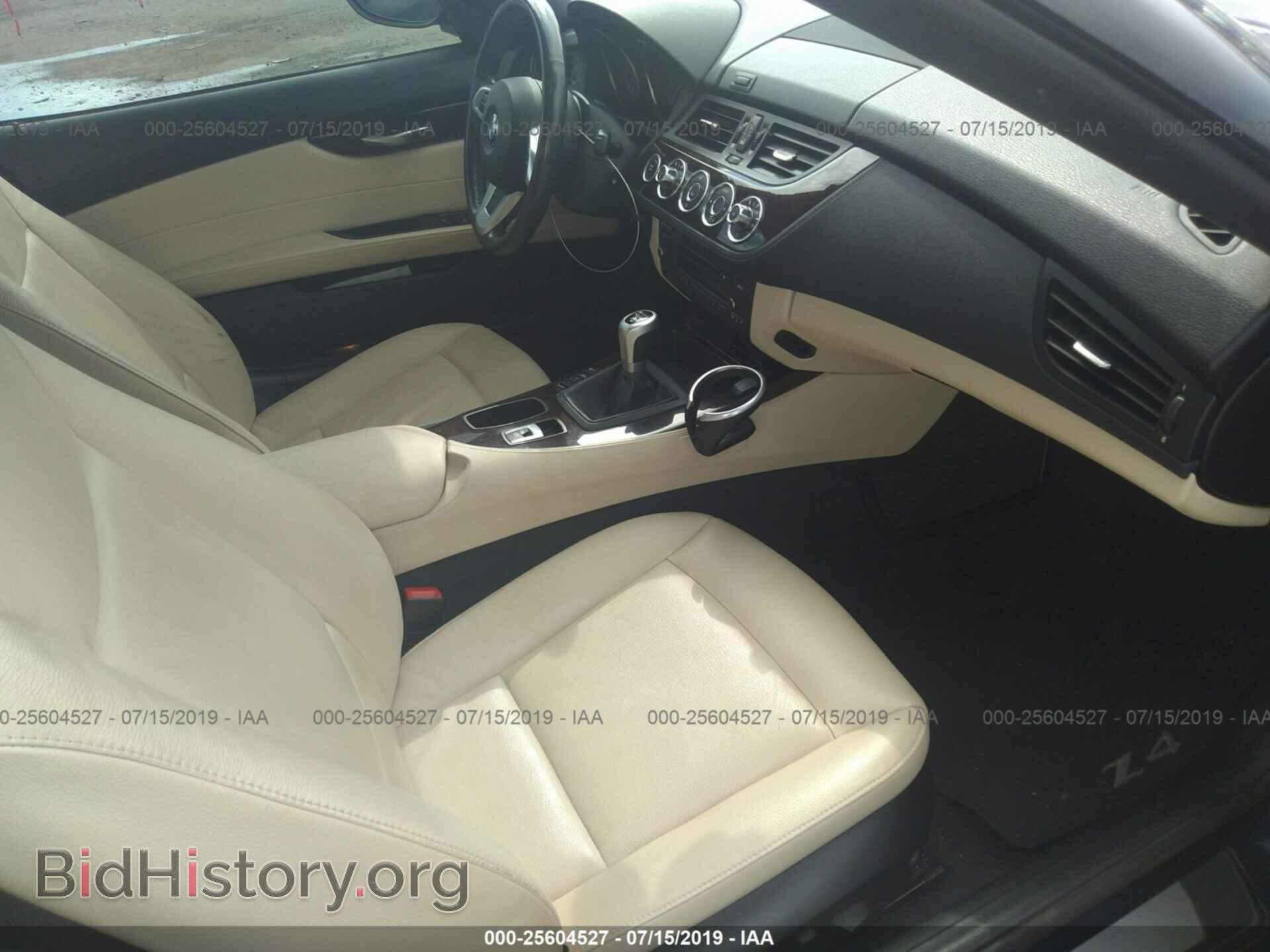 2011 BMW Z4 - VIN: WBALM7C5XBE382512 - Фото 5
