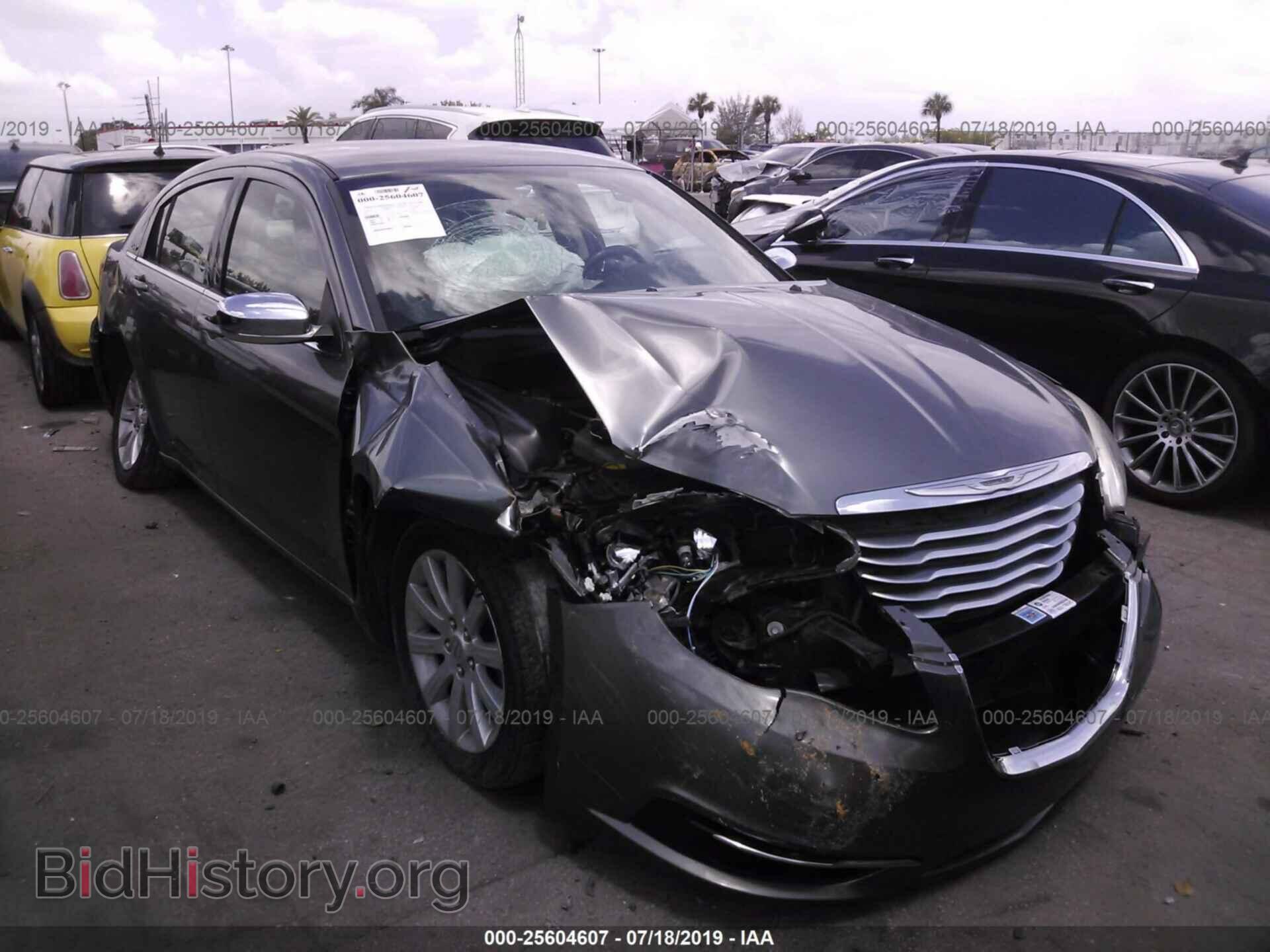 Photo 1C3CCBBG3DN560067 - CHRYSLER 200 2013