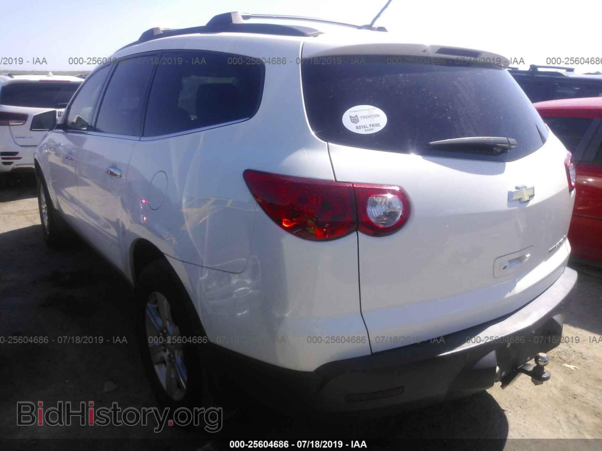 2012 CHEVROLET TRAVERSE - VIN: 1GNKRJED6CJ138809 - Фото 3