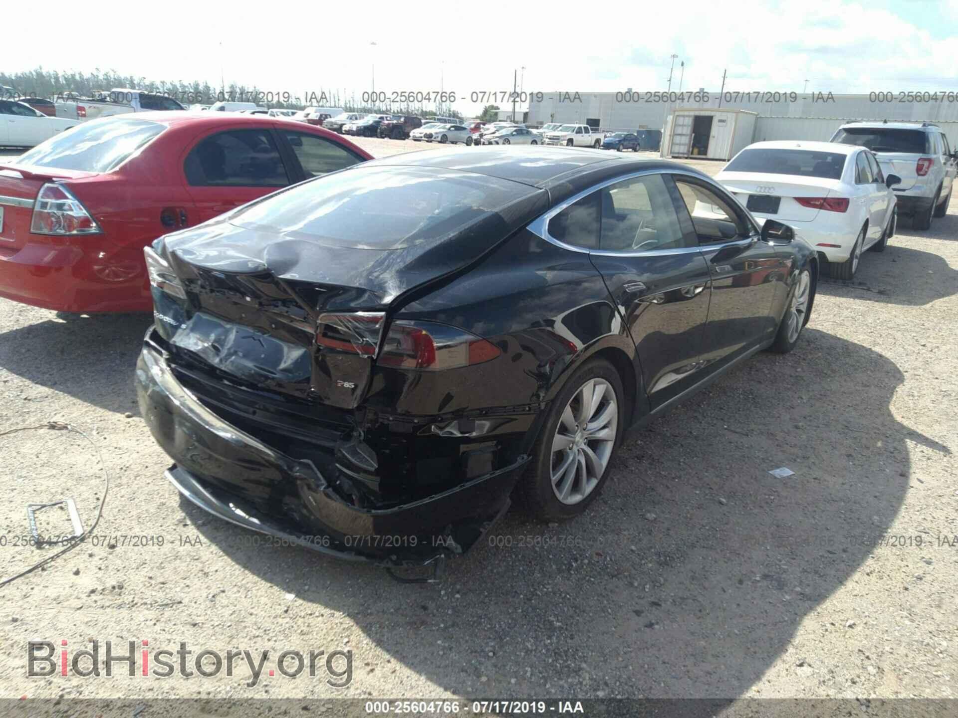 2014 TESLA MODEL S - VIN: 5YJSA1H12EFP60593 - Photo 4