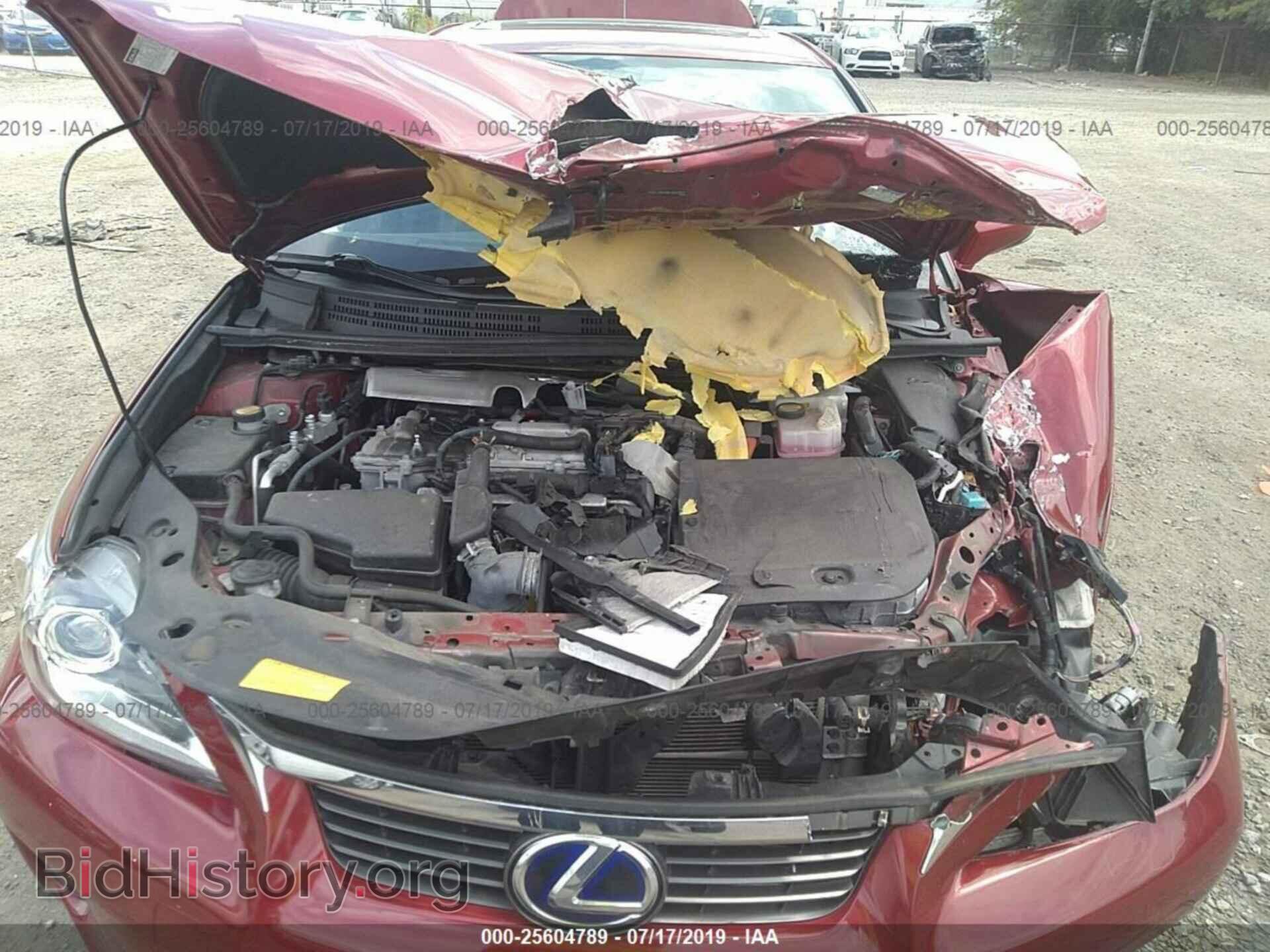 2011 LEXUS CT - VIN: JTHKD5BH7B2028087 - Photo 10