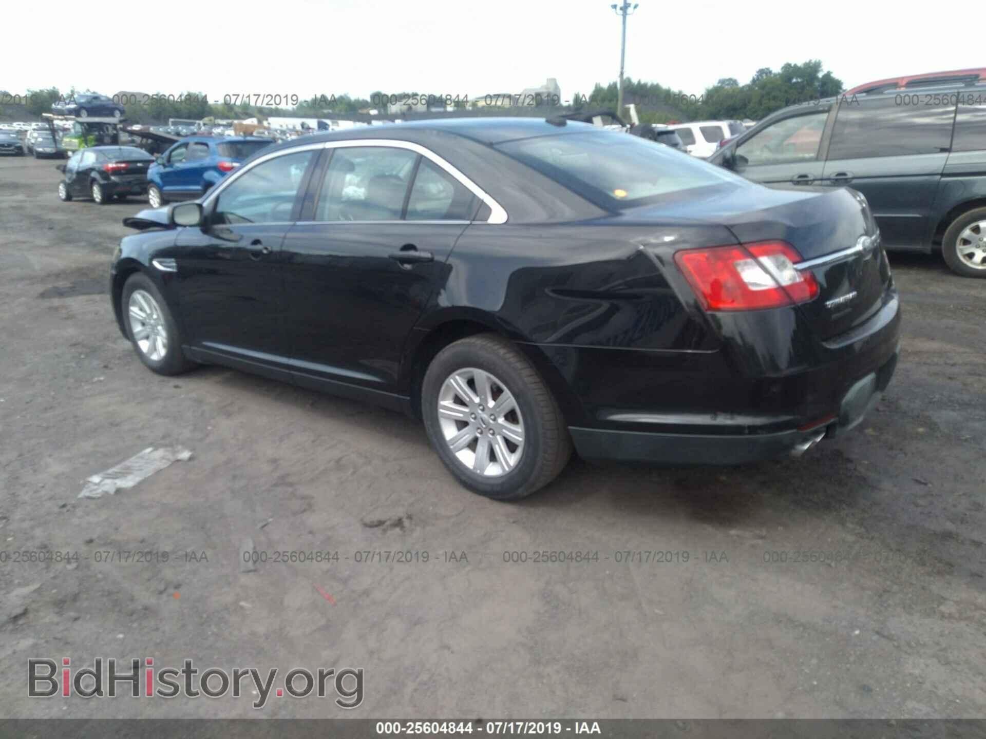 2011 FORD TAURUS - VIN: 1FAHP2DWXBG143241 - Фото 3