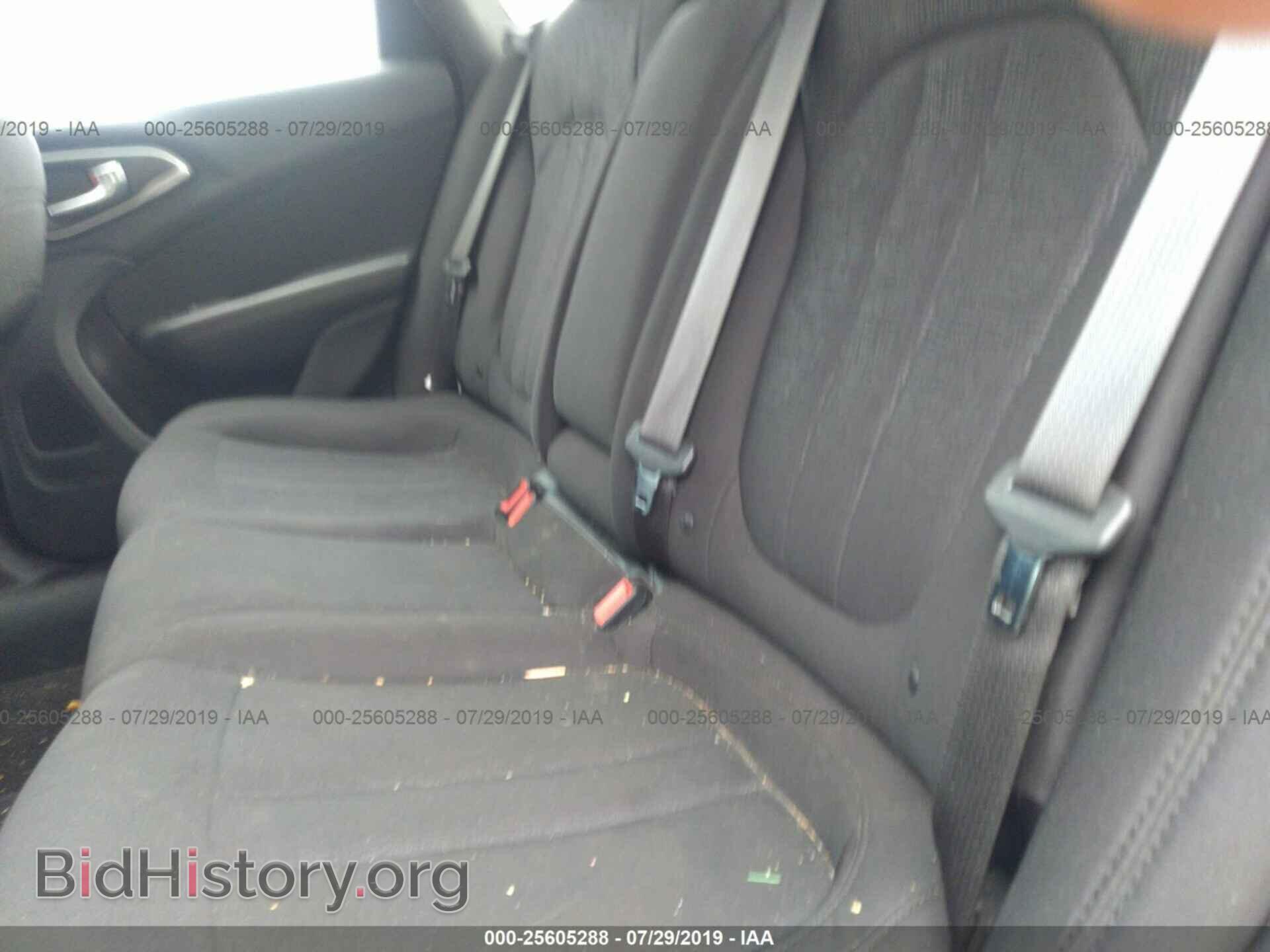 2015 CHRYSLER 200 - VIN: 1C3CCCAB8FN638065 - Фото 8