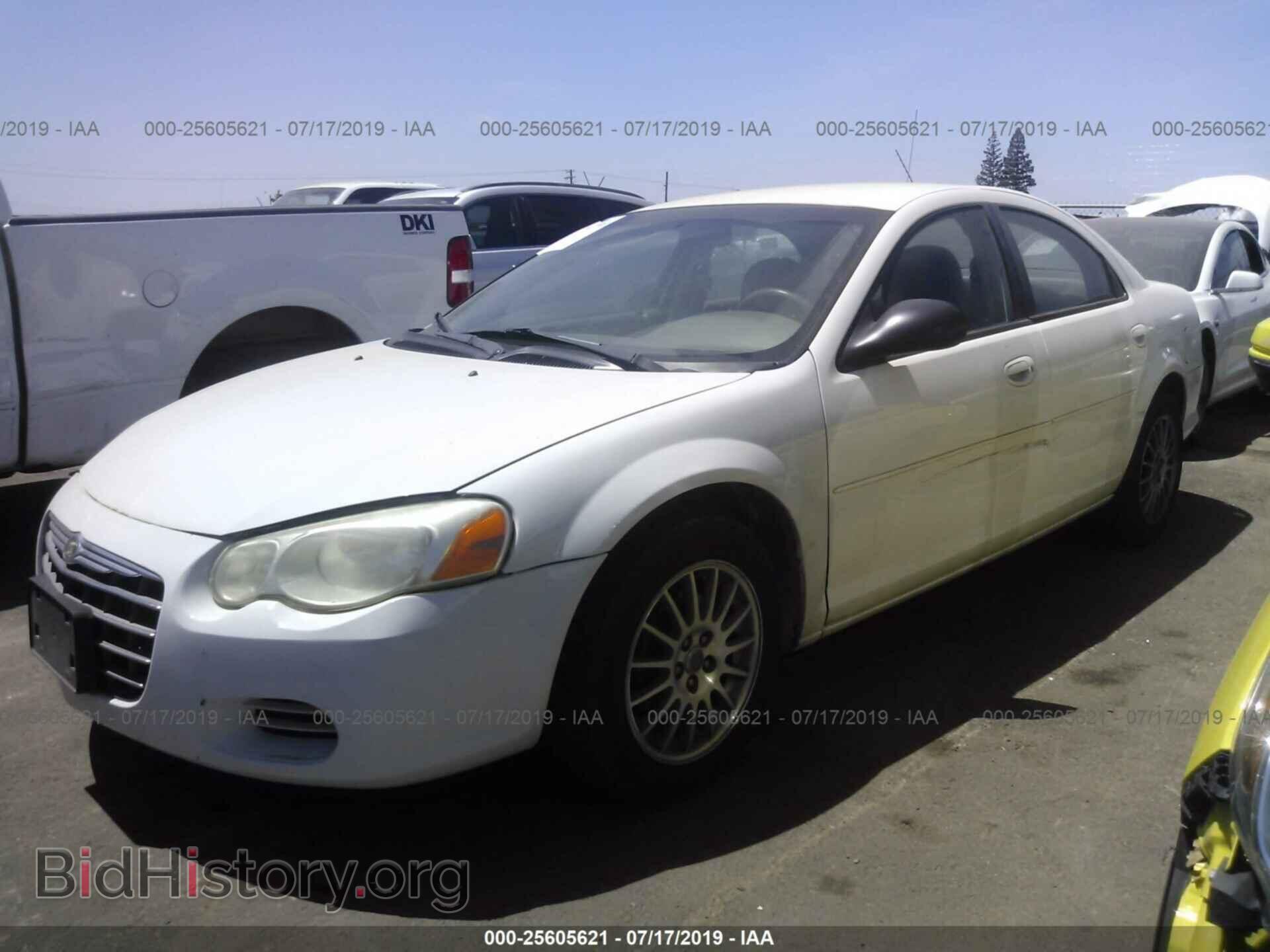 2005 CHRYSLER SEBRING - VIN: 1C3EL46J35N687557 - Фото 2