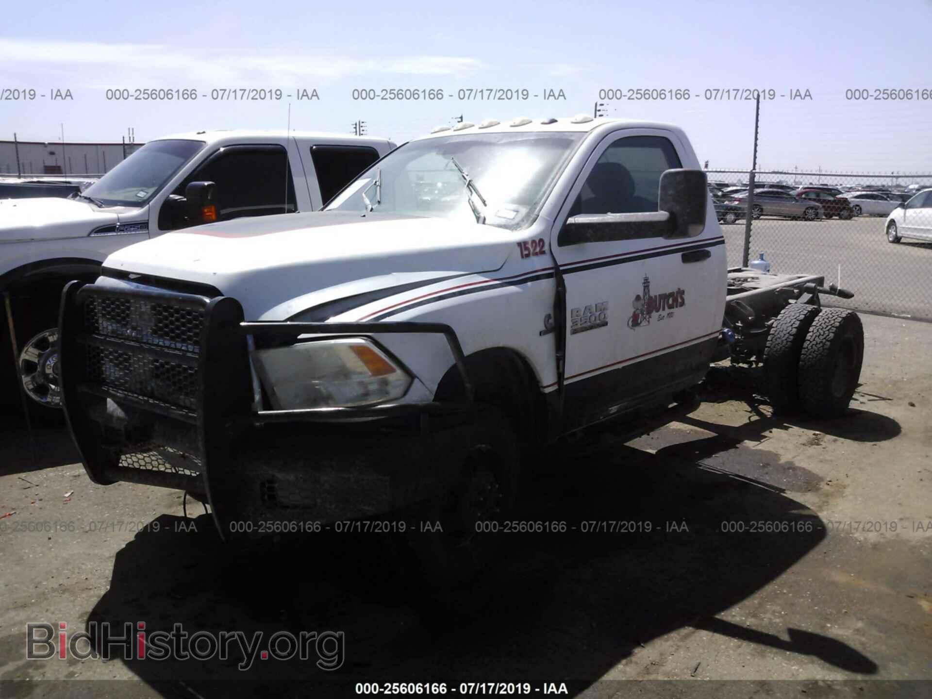 2016 RAM 3500 - VIN: 3C7WRTAL9GG234947 - Фото 2
