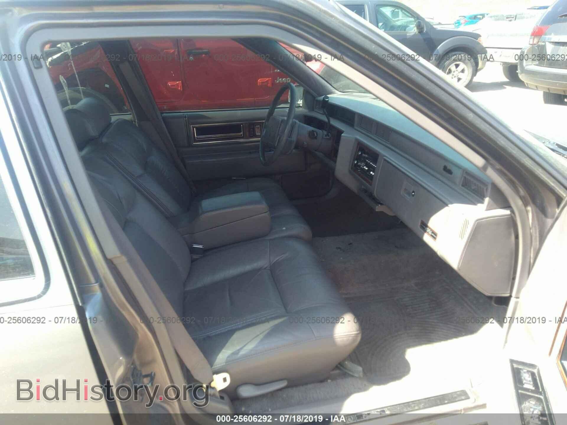 1992 CADILLAC DEVILLE - VIN: 1G6CD53B8N4313666 - Photo 5