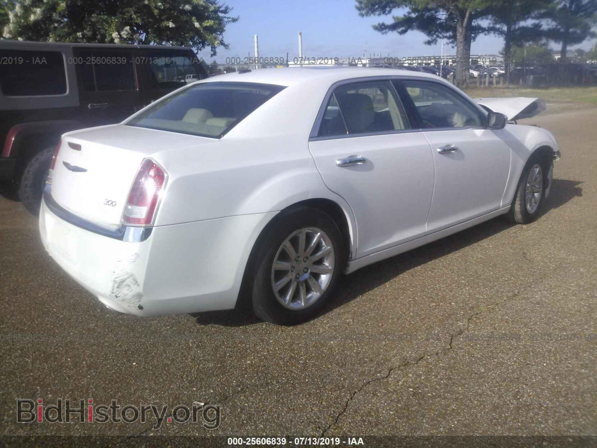 2012 CHRYSLER 300 - VIN: 2C3CCACG3CH194966 - Фото 4